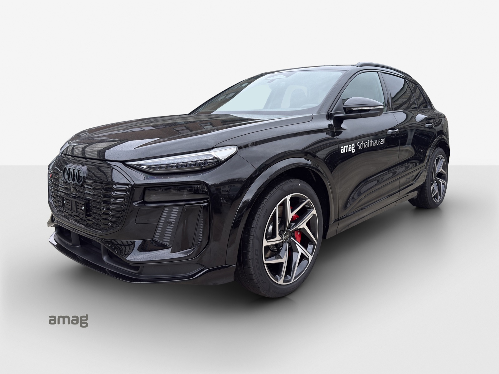 AUDI SQ6 e-tron quattro