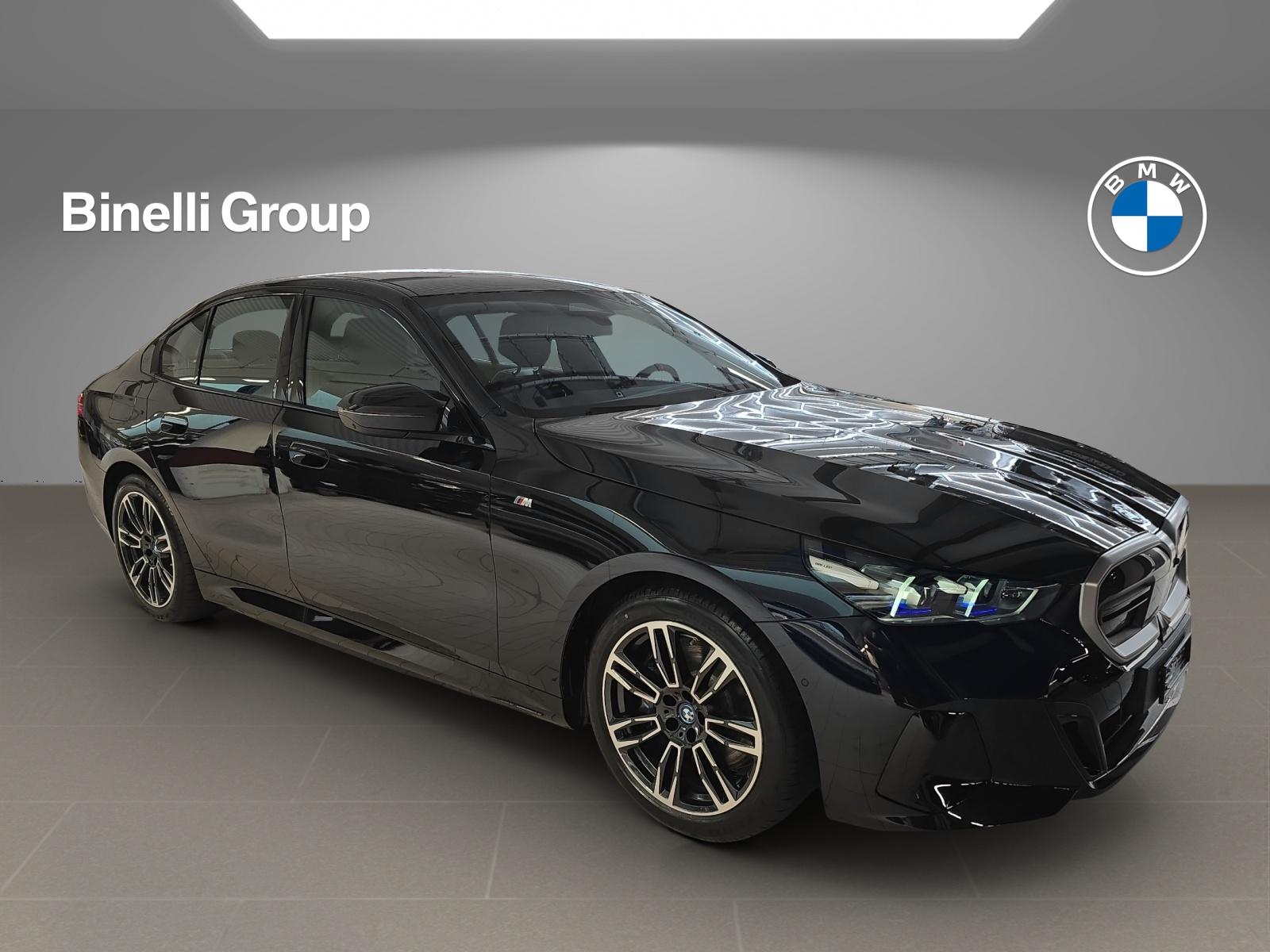 BMW i5 M60 xDrive-showroom-element-1