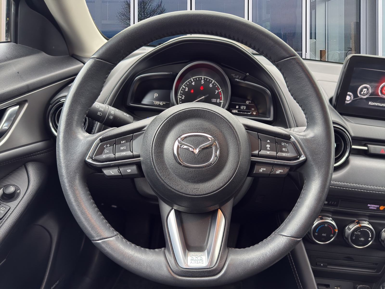 MAZDA CX-3 2.0 Revolution AWD-image-10