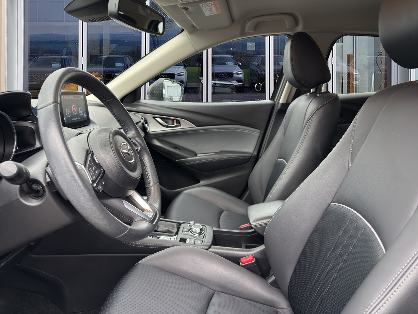 MAZDA CX-3 2.0 Revolution AWD-image-8