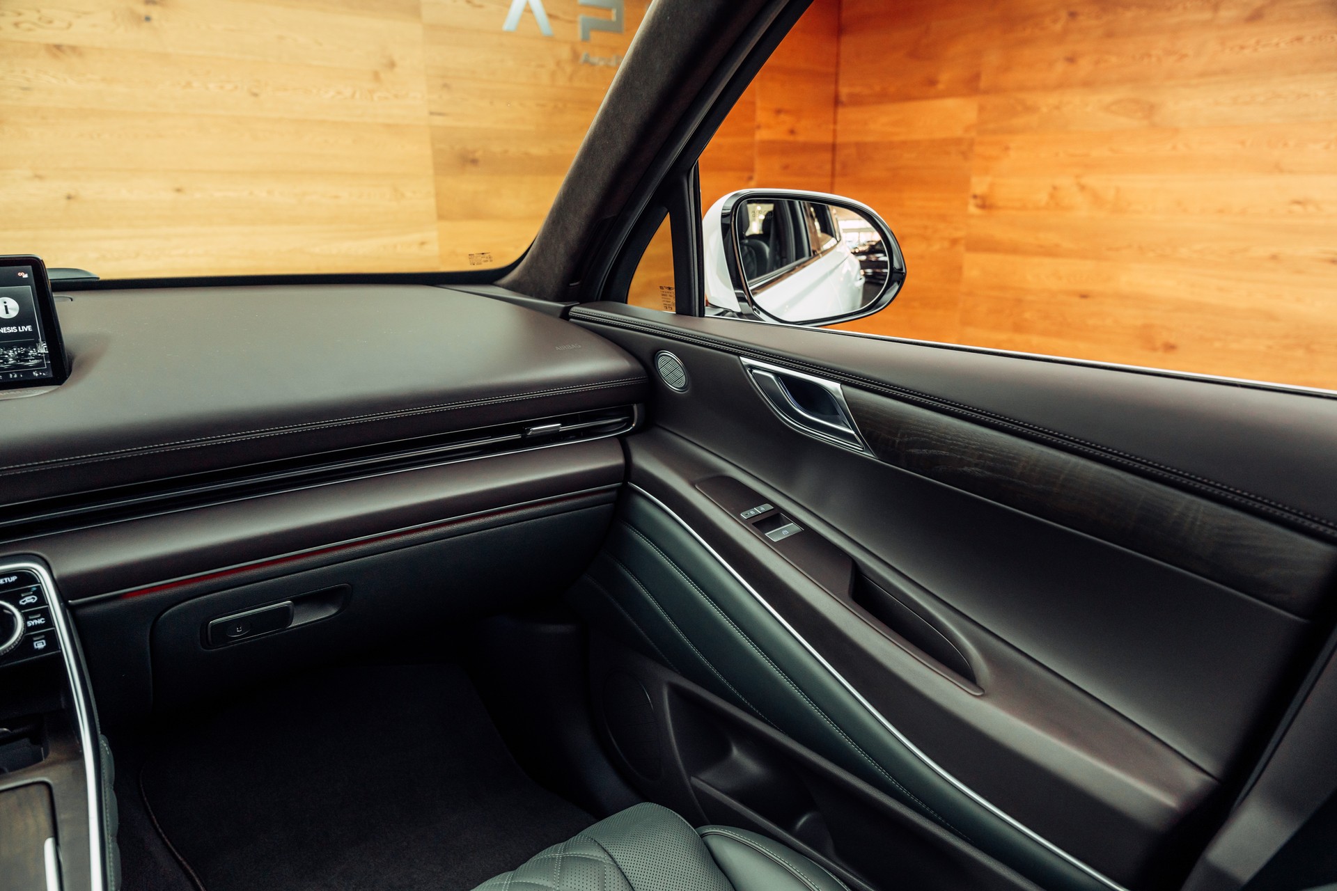 GENESIS GV80 3.0 CRDI Luxus 7 Seater AT8 AWD-image-10