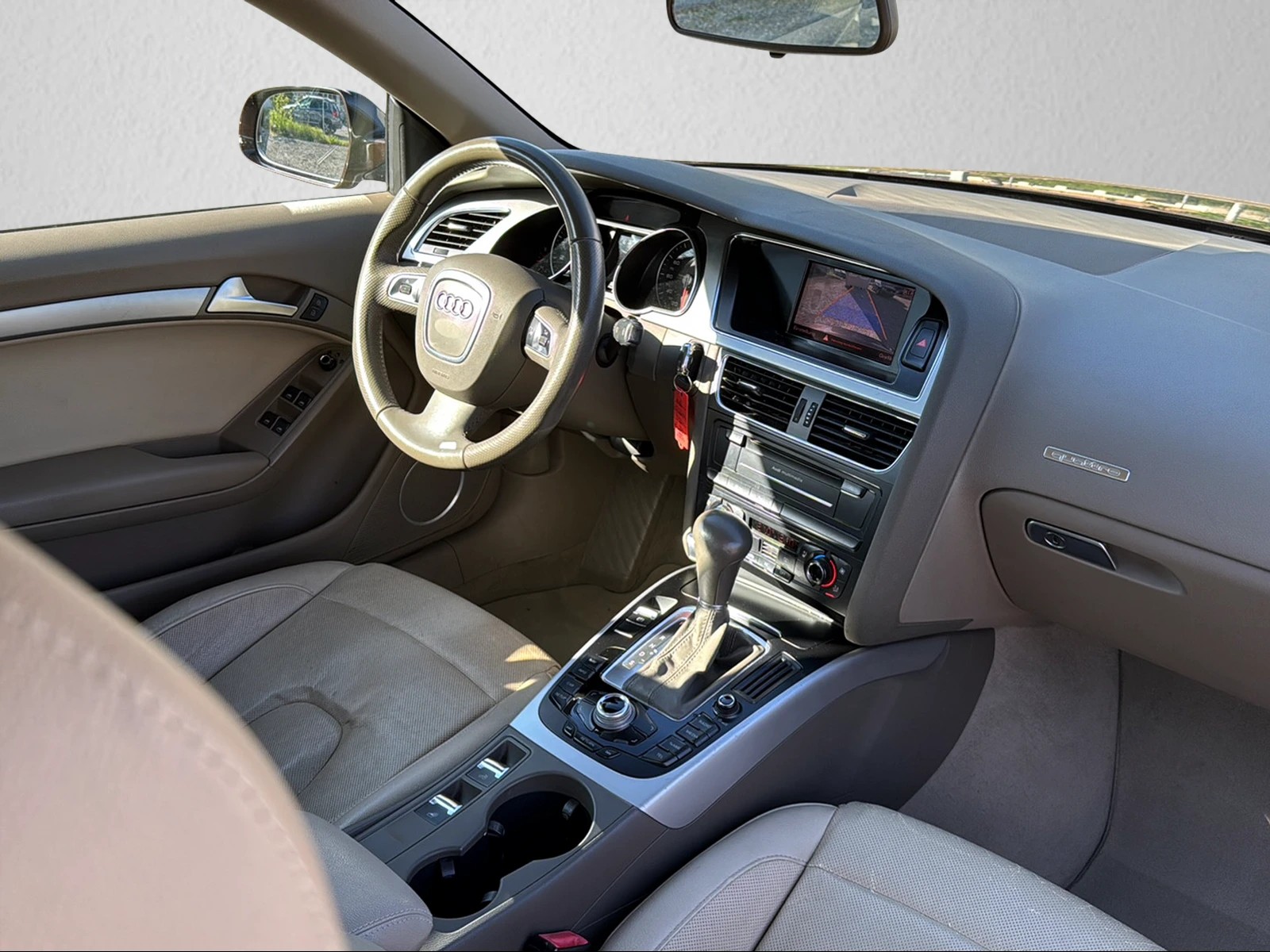 AUDI A5 Cabriolet 2.0 TFSI quattro S-tronic-showroom-element-3