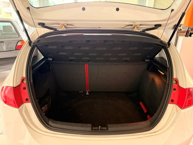 SEAT Leon 2.0 FSI Stylance Tiptronic-image-5