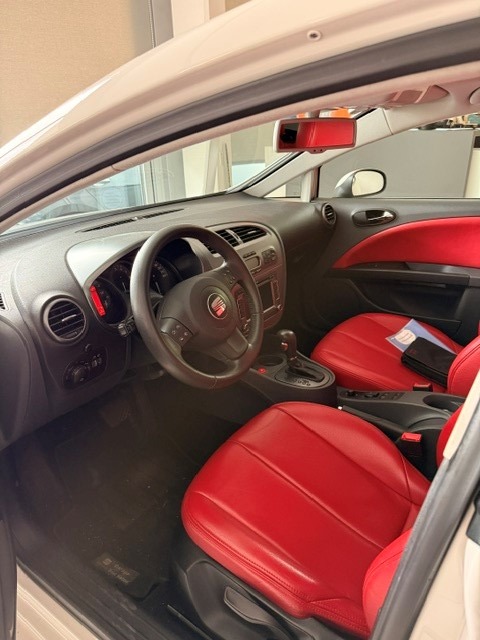 SEAT Leon 2.0 FSI Stylance Tiptronic-image-6