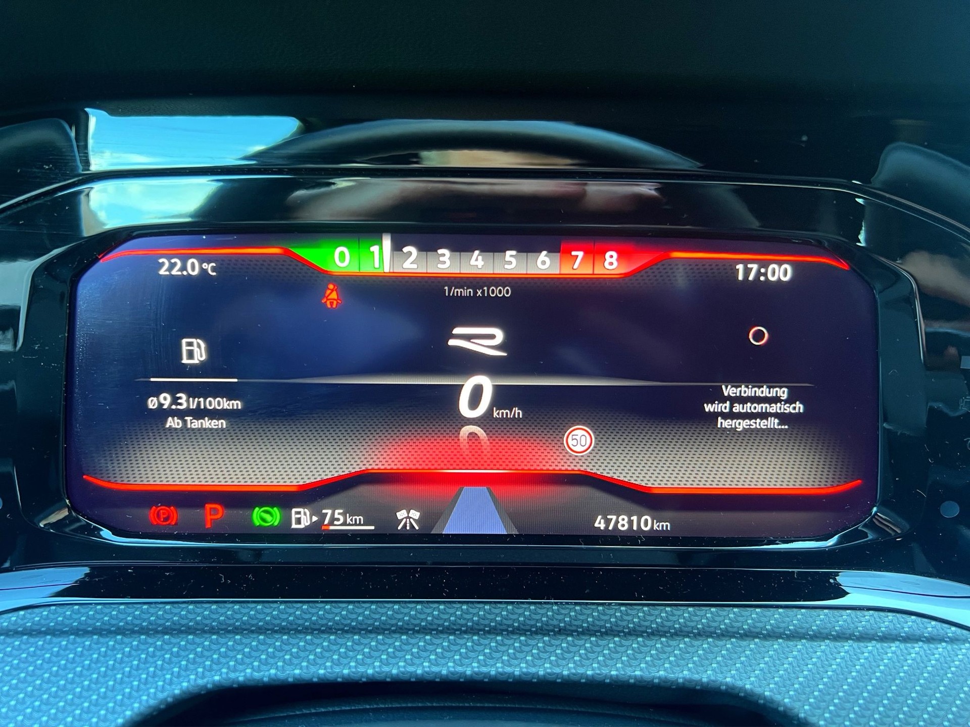 VW Golf 2.0 TSI R DSG 4Motion-image-14