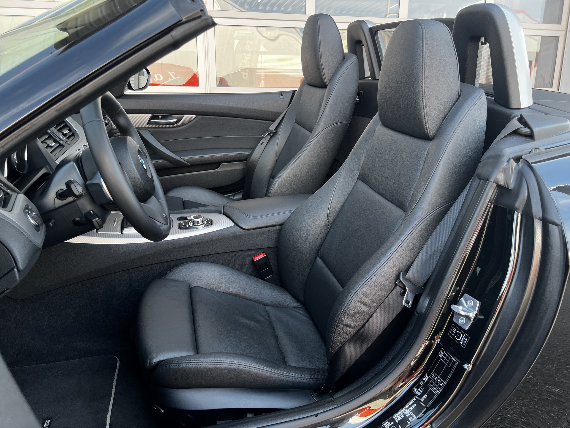 BMW Z4 sDrive35is DKG-image-5