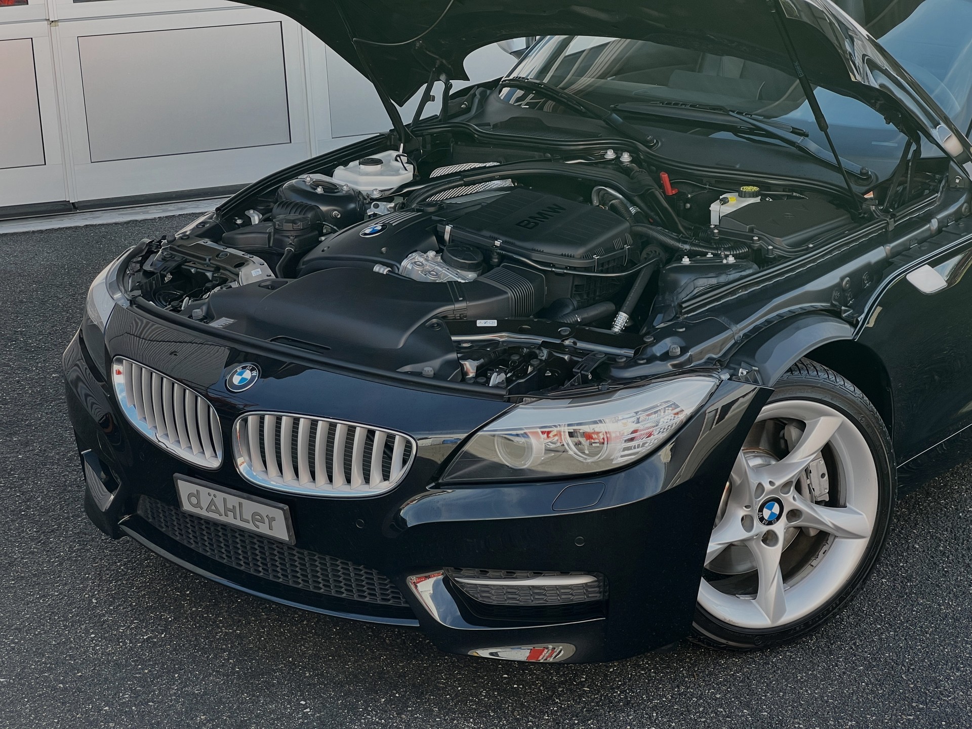 BMW Z4 sDrive35is DKG-image-12
