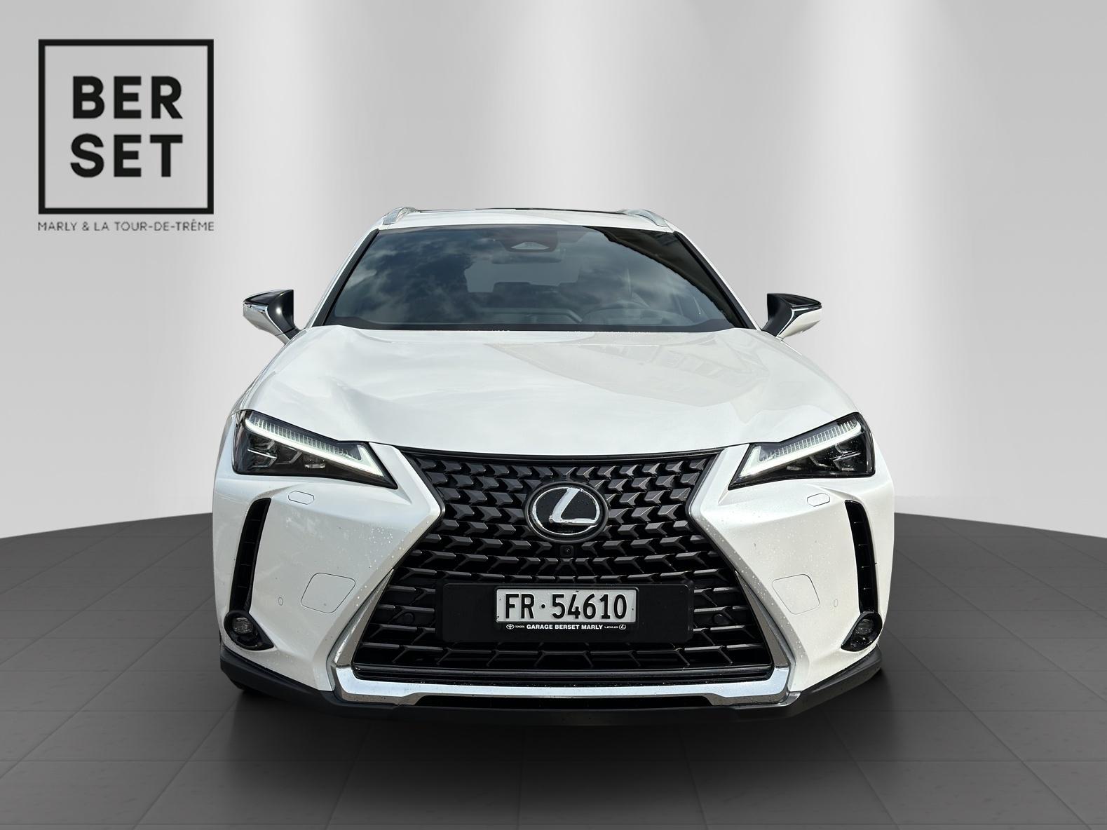 LEXUS UX 300h Excellence-image-7