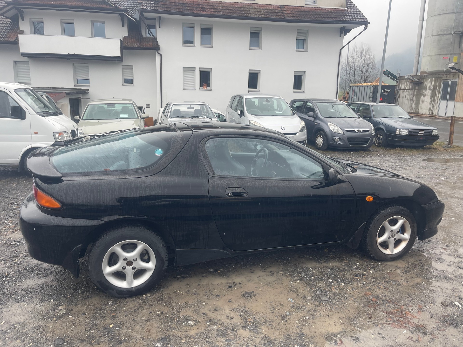 MAZDA MX-3 1.8i-24-image-14