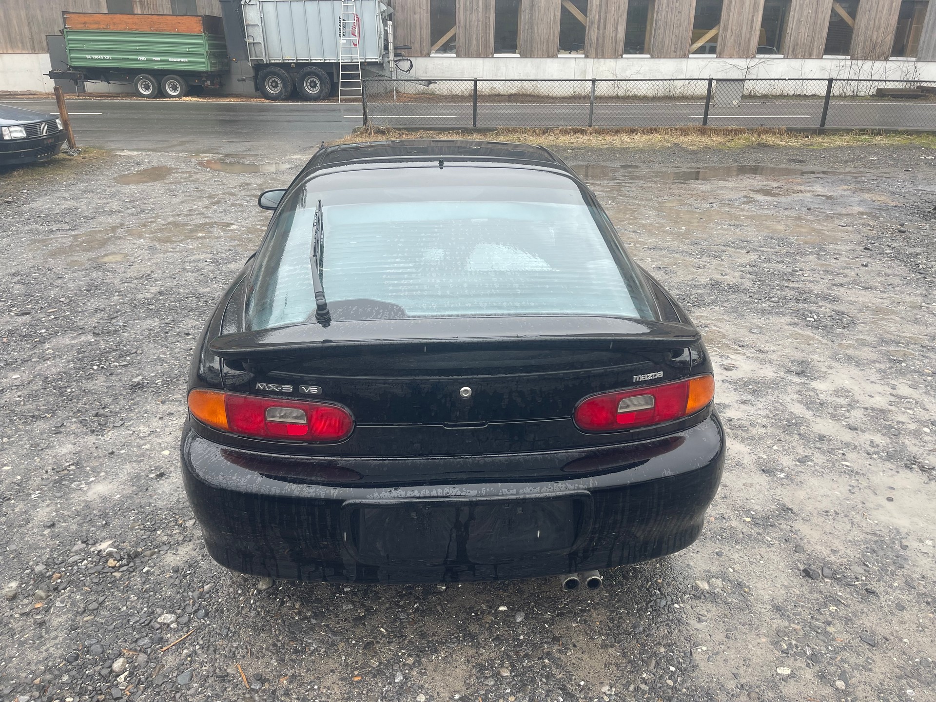 MAZDA MX-3 1.8i-24-image-13