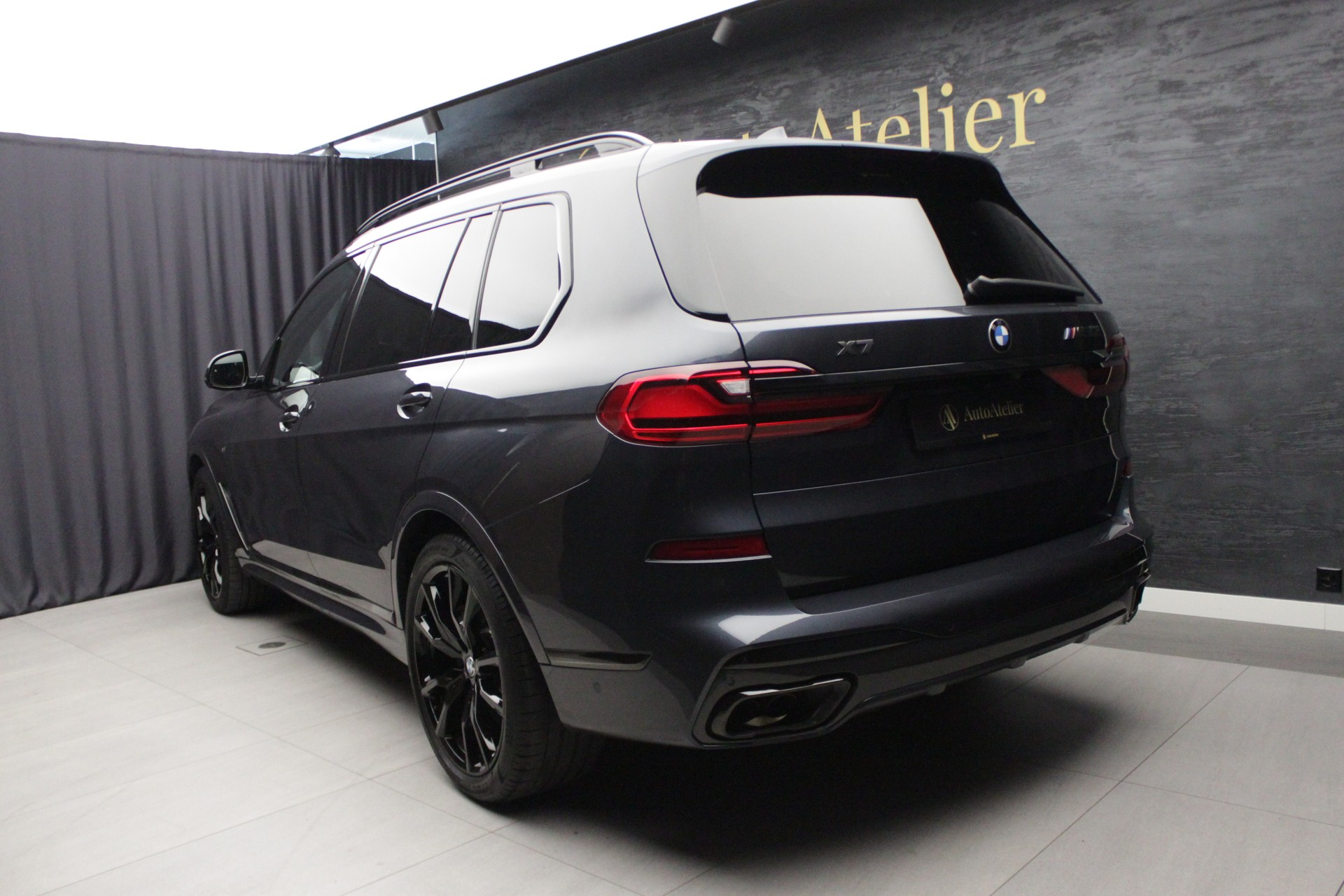 BMW X7 xDrive M50i Steptronic-image-9