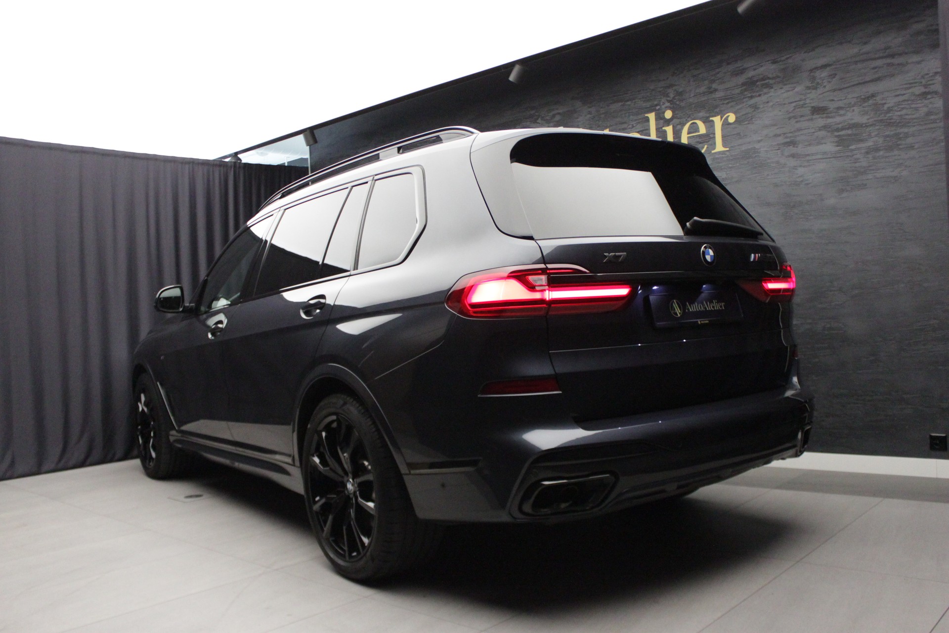 BMW X7 xDrive M50i Steptronic-image-11