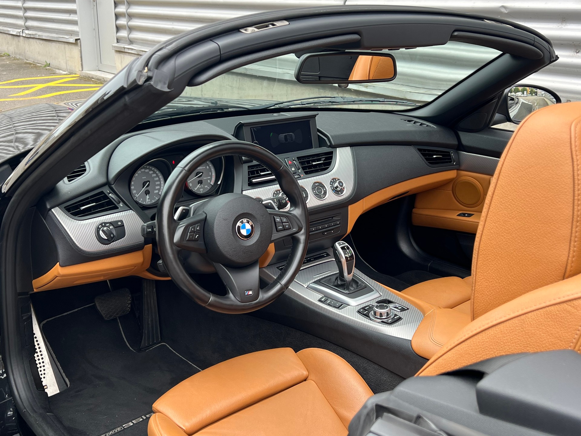 BMW Z4 sDrive35is DKG-image-7