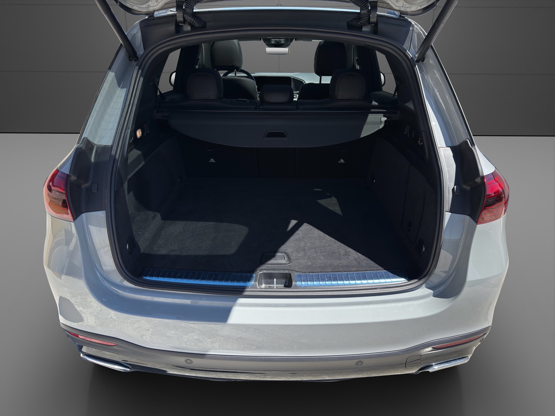 MERCEDES-BENZ GLE 450 d 4Matic 9G-Tronic-showroom-element-3