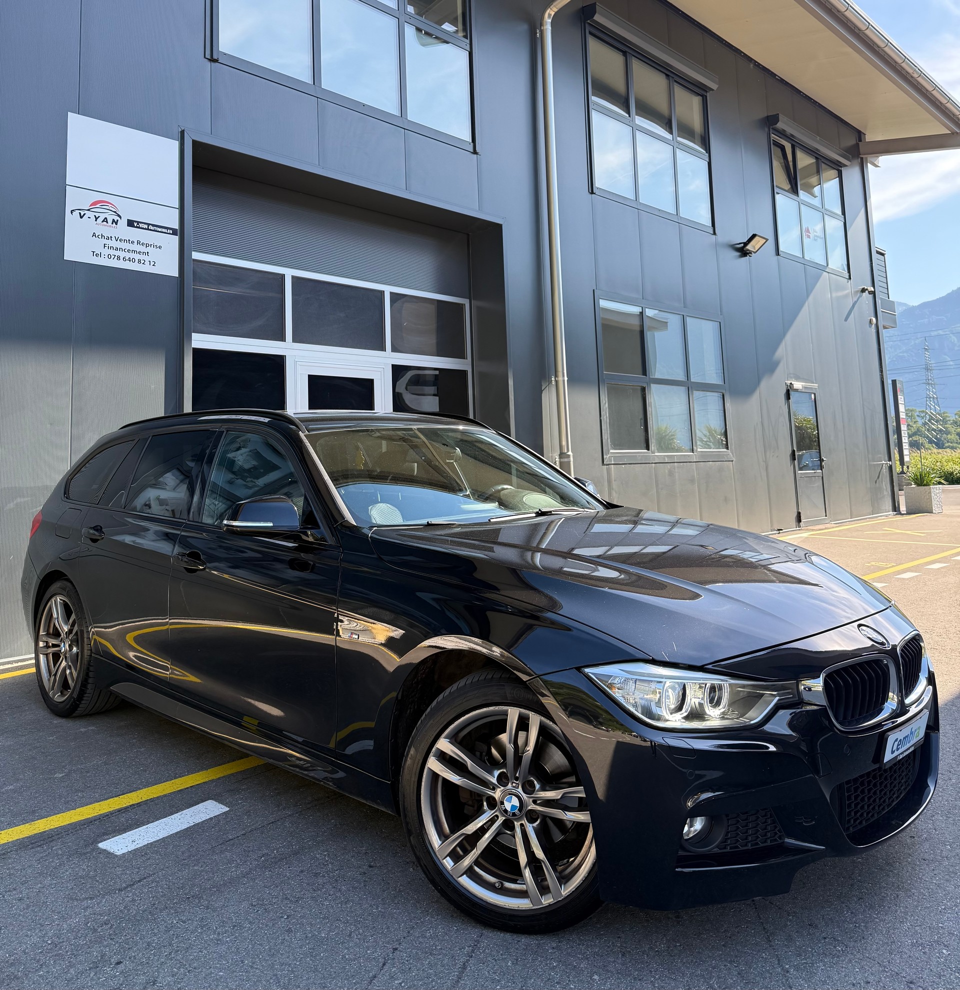 BMW 320d xDrive Touring Pack-M Steptronic-image-1