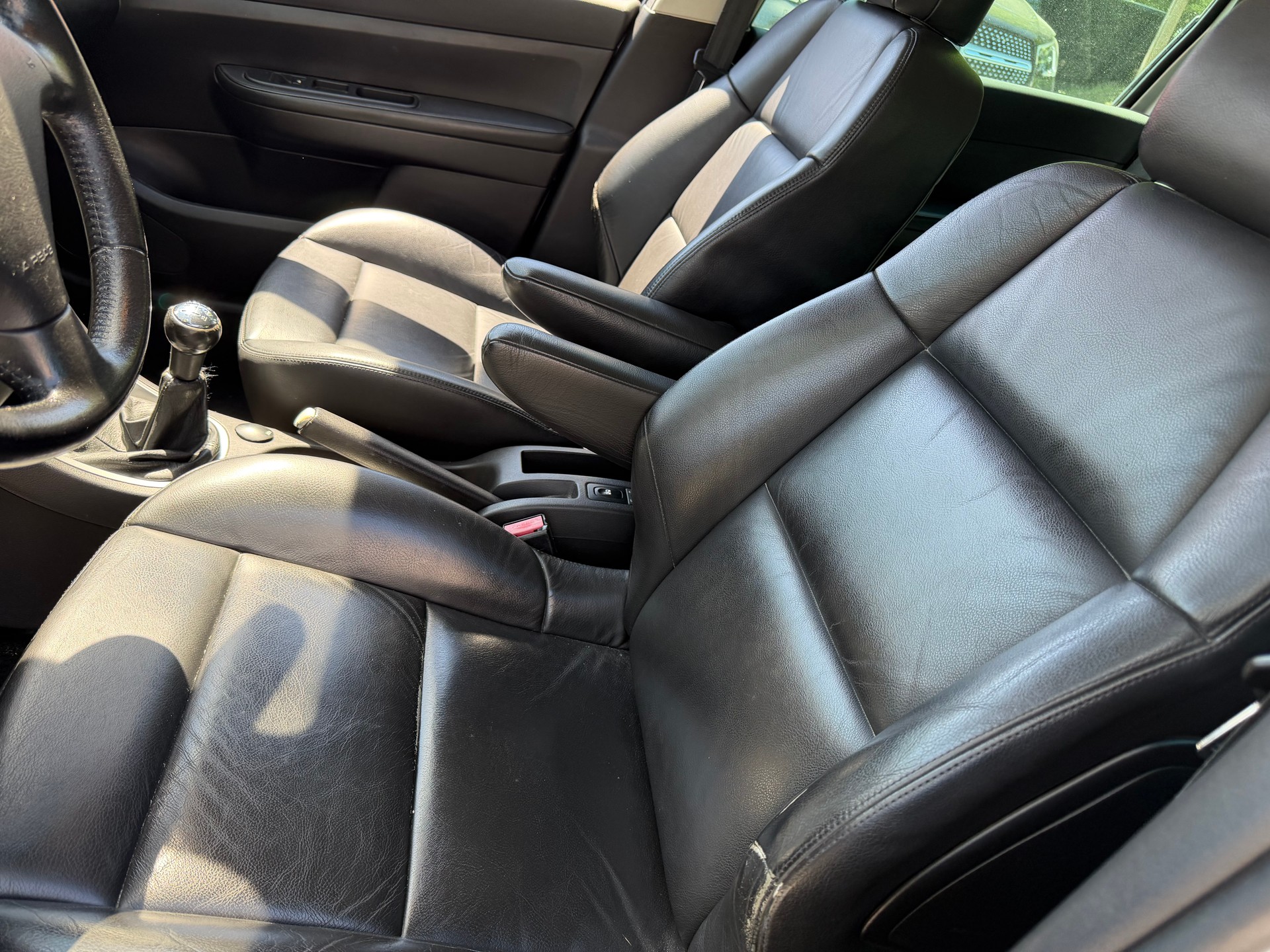 PEUGEOT 307 SW 2.0 16V Black&Silver Edition-image-9