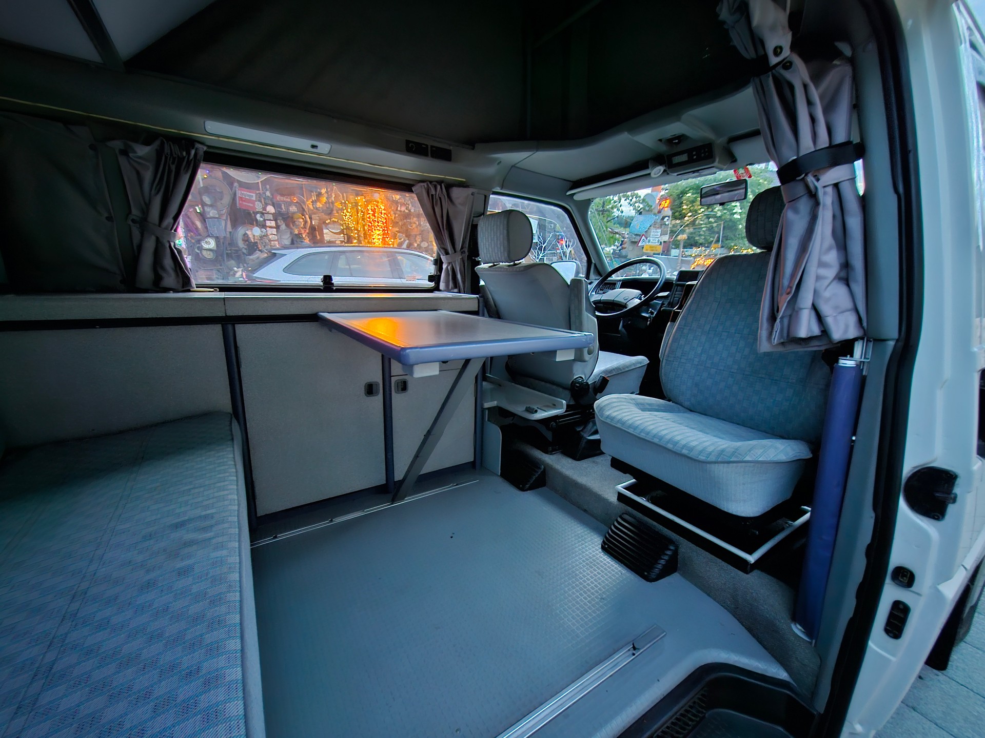 VW California Coach-image-10