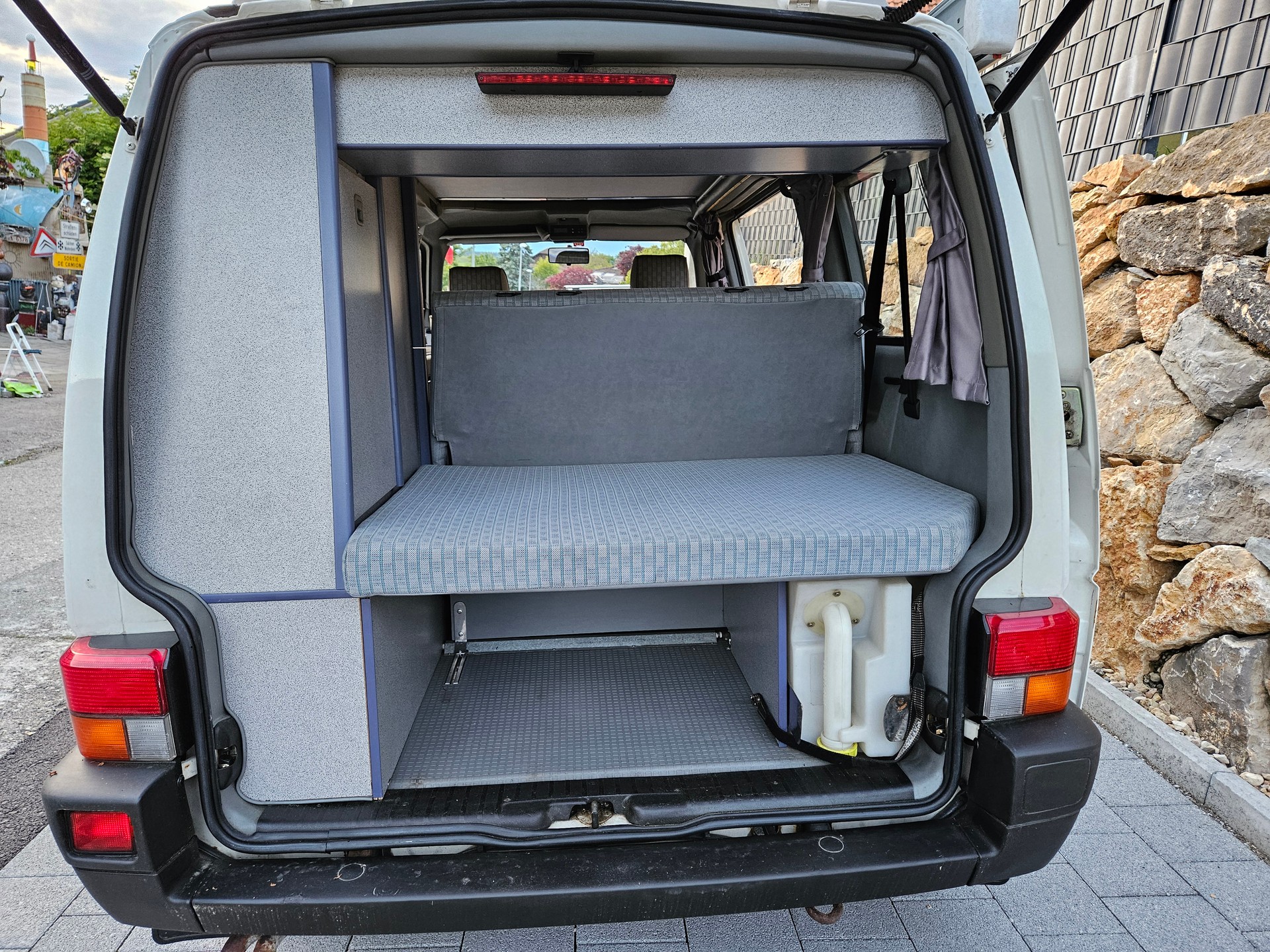VW California Coach-image-5