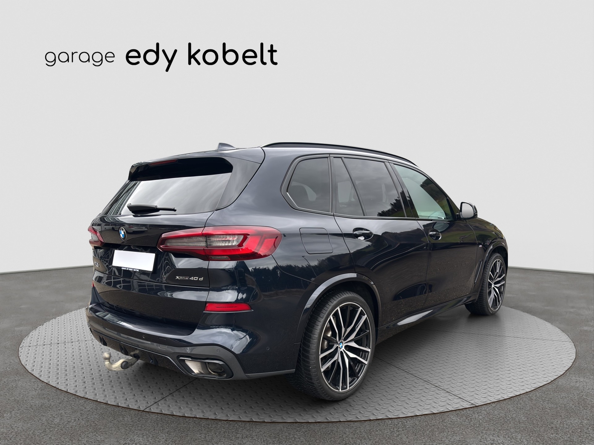 BMW X5 xDrive 48V 40d M Sport Steptronic-image-21