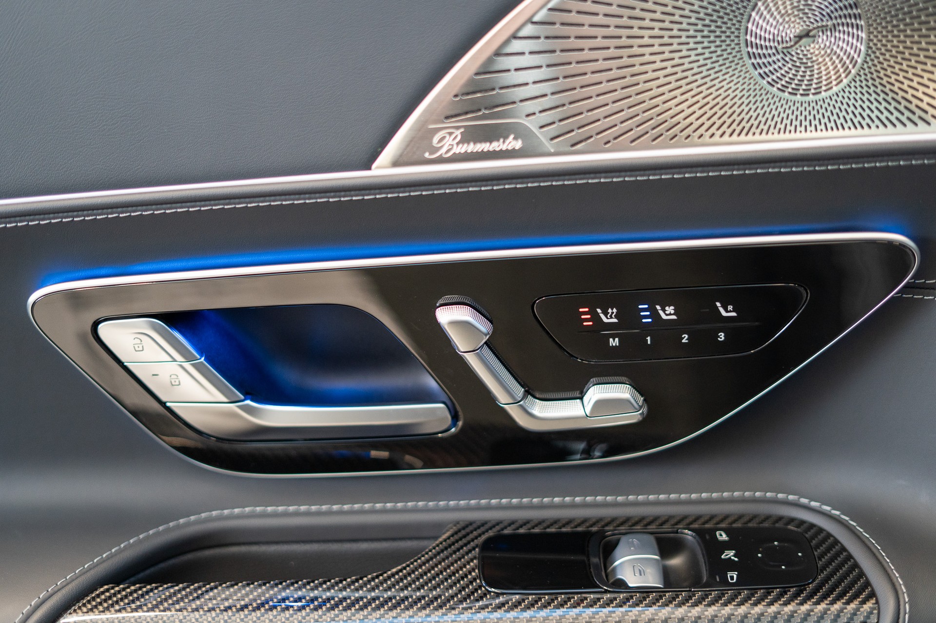 MERCEDES-BENZ AMG GT 63 Executive Edition 4matic+ / 4 Sitze / Carbon Paket / Glasdach / 360°Kamera-image-16