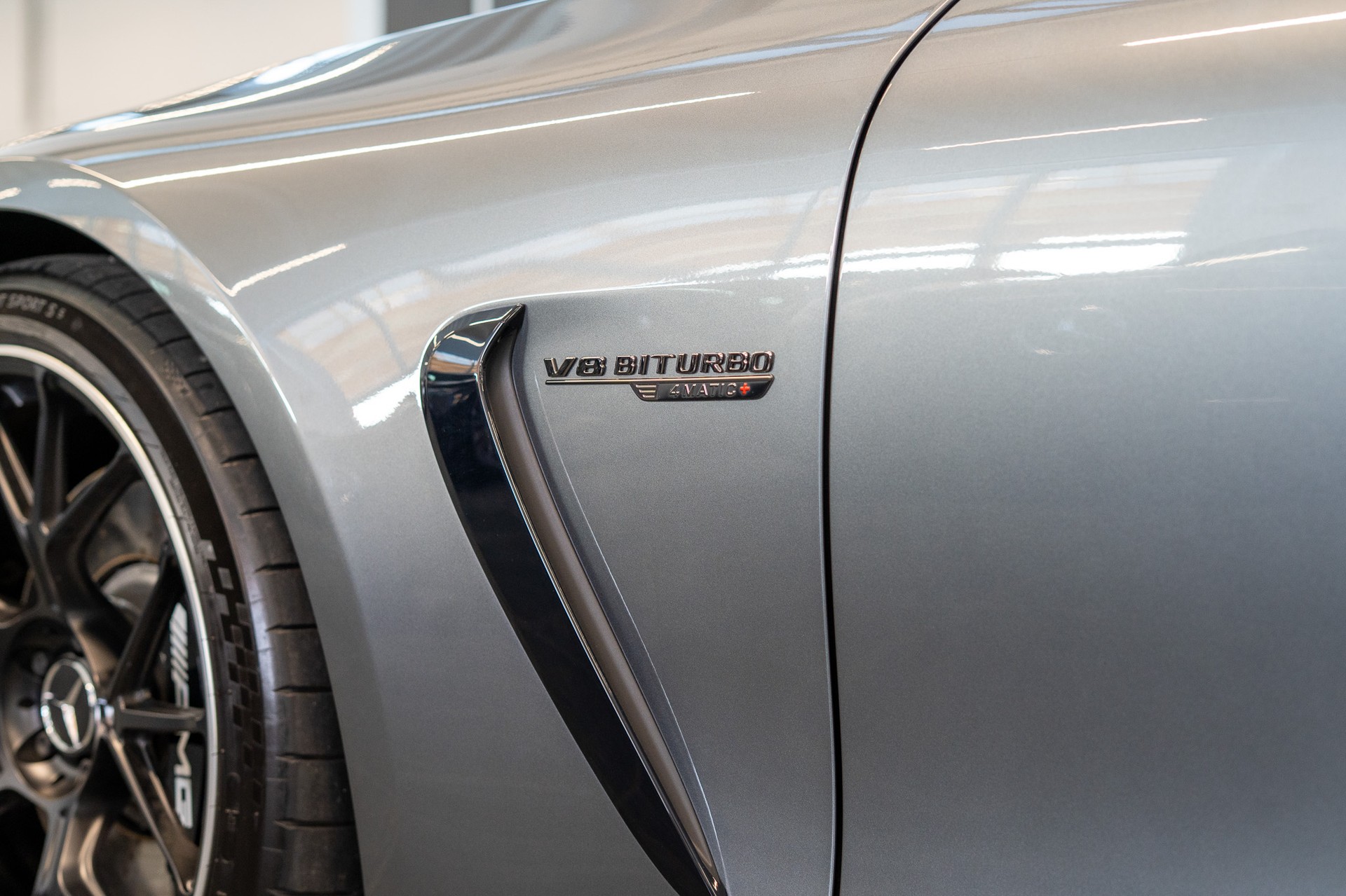 MERCEDES-BENZ AMG GT 63 Executive Edition 4matic+ / 4 Sitze / Carbon Paket / Glasdach / 360°Kamera-image-20