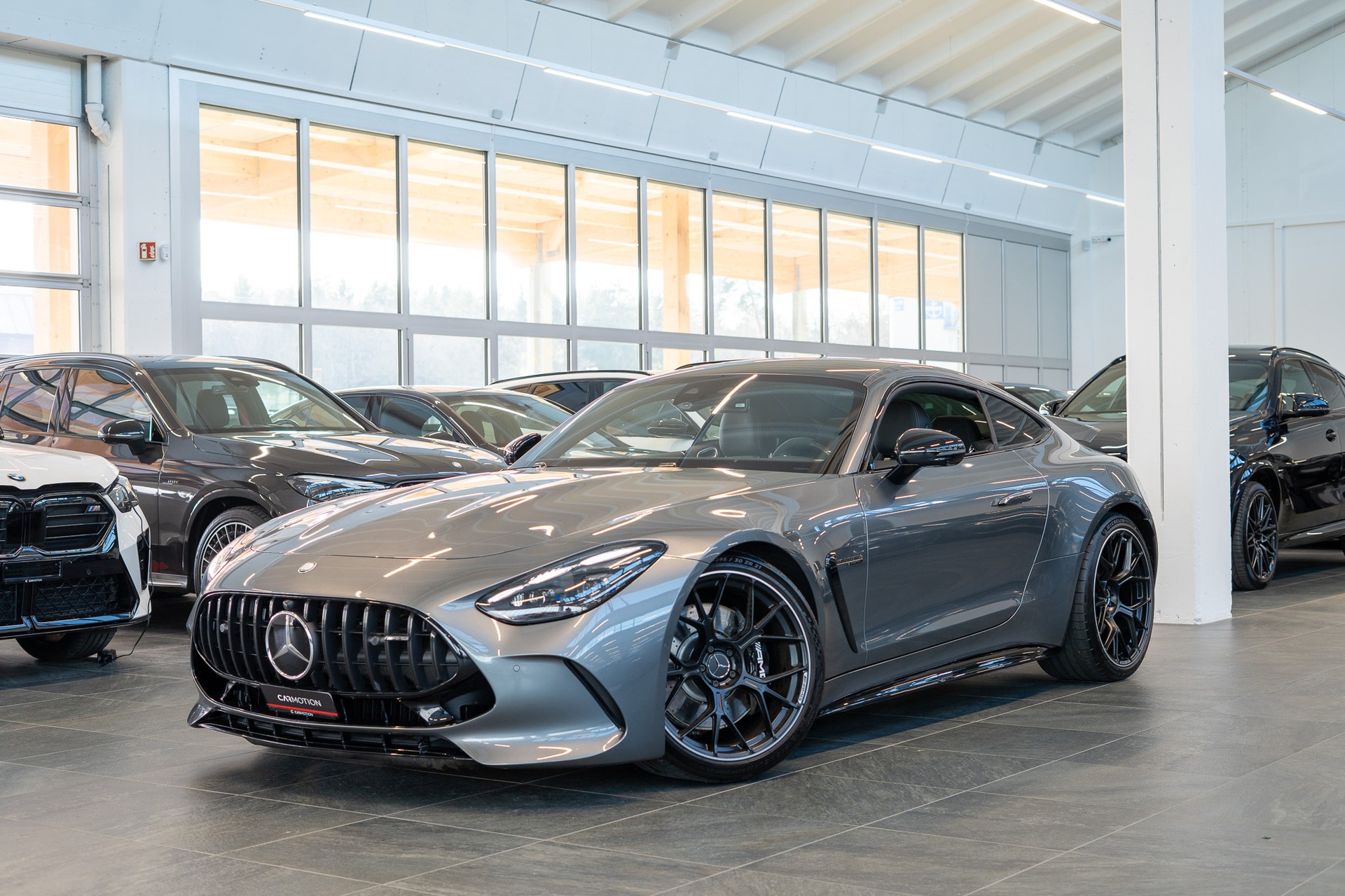 MERCEDES-BENZ AMG GT 63 Executive Edition 4matic+ / 4 Sitze / Carbon Paket / Glasdach / 360°Kamera