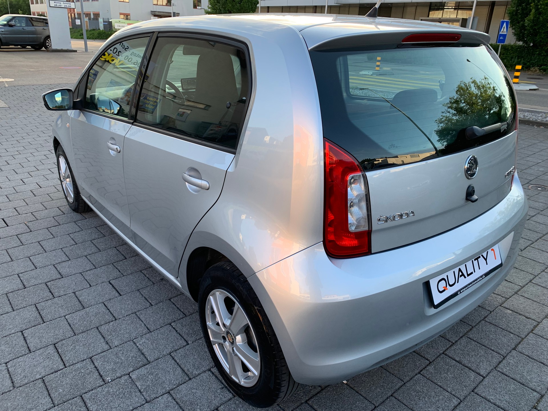SKODA Citigo 1.0 Ambition ASG-image-3
