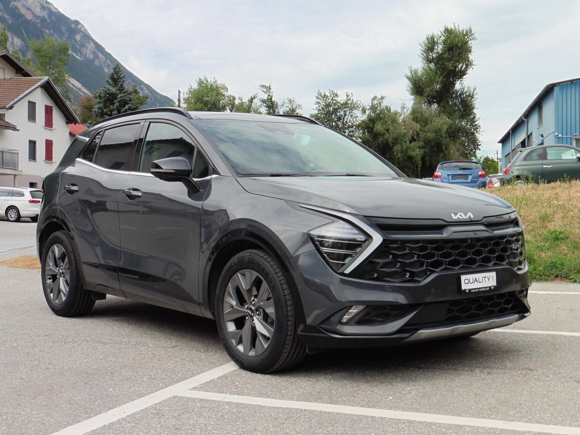 KIA Sportage 1.6T-GDi HEV GT-Line 4x4 A-showroom-element-1