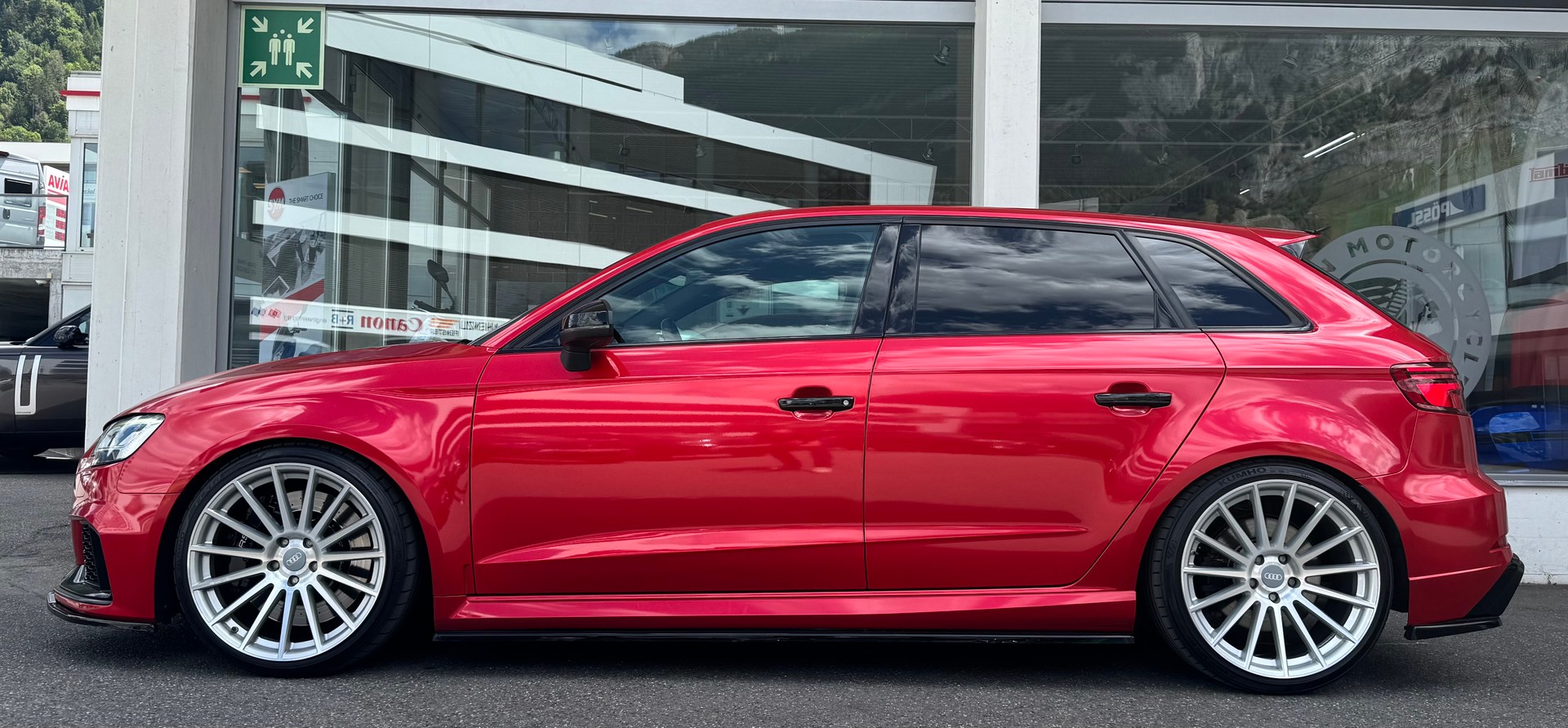 AUDI RS3 Sportback 2.5 TSI quattro S-tronic-showroom-element-2