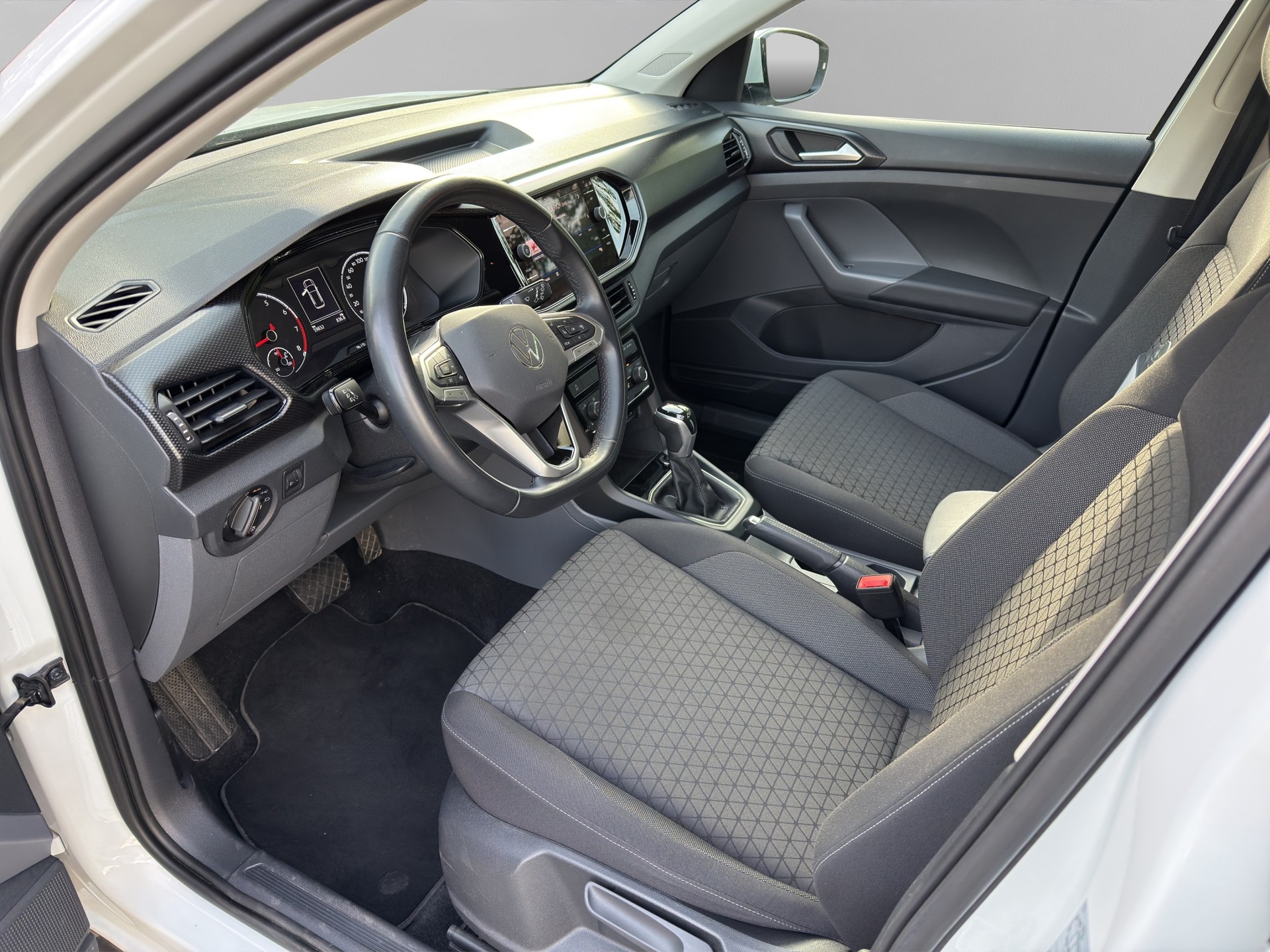 VW T-Cross 1.0 TSI Life DSG * Garantie * 8 fach * Modell 2021 *-image-6