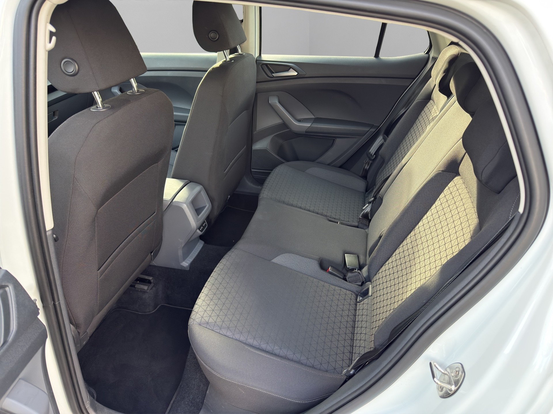 VW T-Cross 1.0 TSI Life DSG * Garantie * 8 fach * Modell 2021 *-image-8