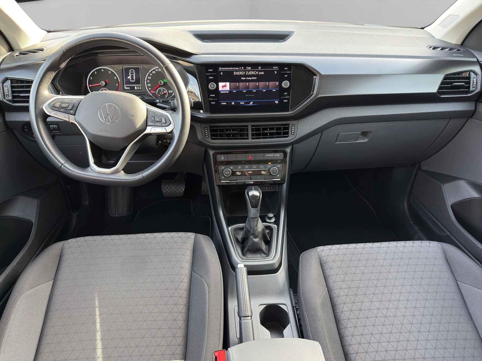 VW T-Cross 1.0 TSI Life DSG * Garantie * 8 fach * Modell 2021 *-image-10