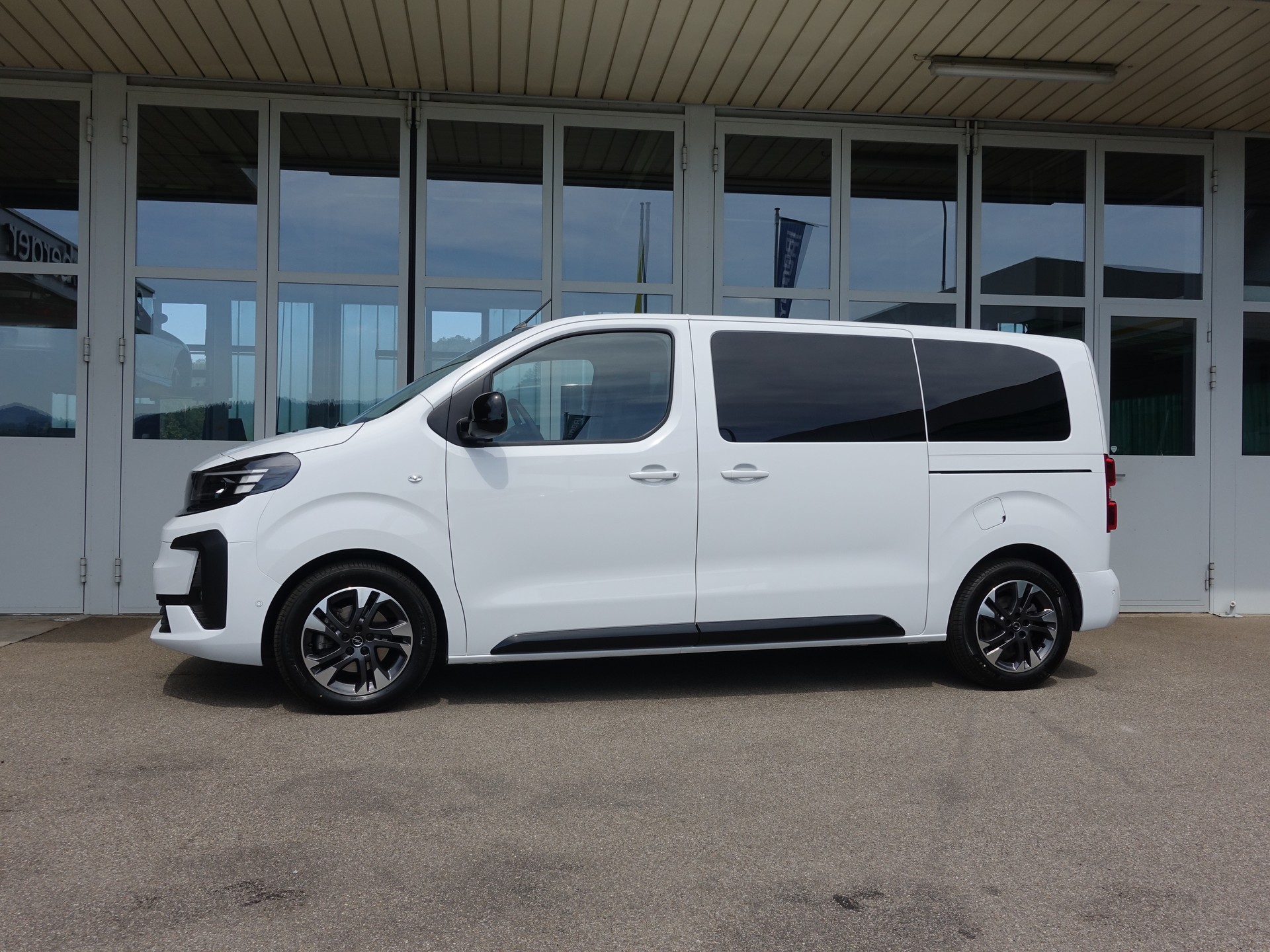 OPEL Zafira 2.0 CDTI L Automat 177PS Facelift-image-18
