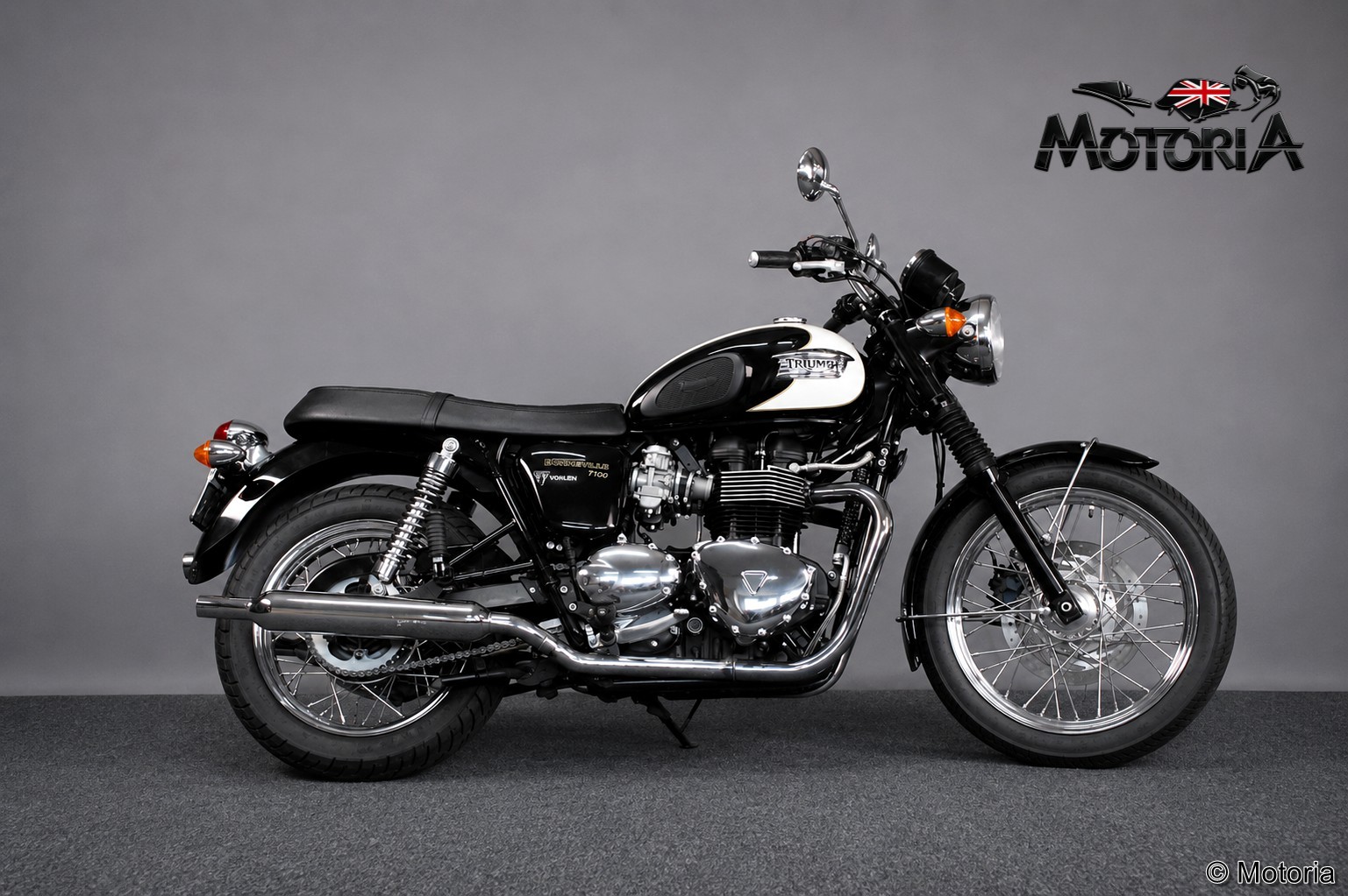 TRIUMPH Bonneville 900 i T 100-image-1