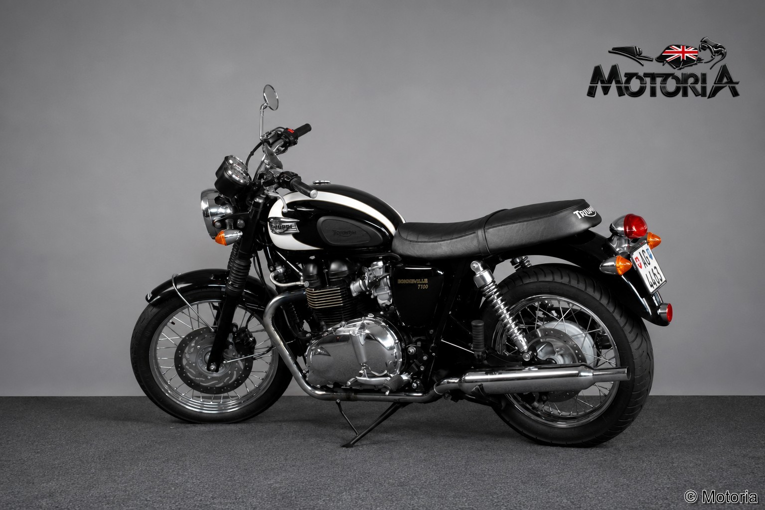 TRIUMPH Bonneville 900 i T 100-image-3