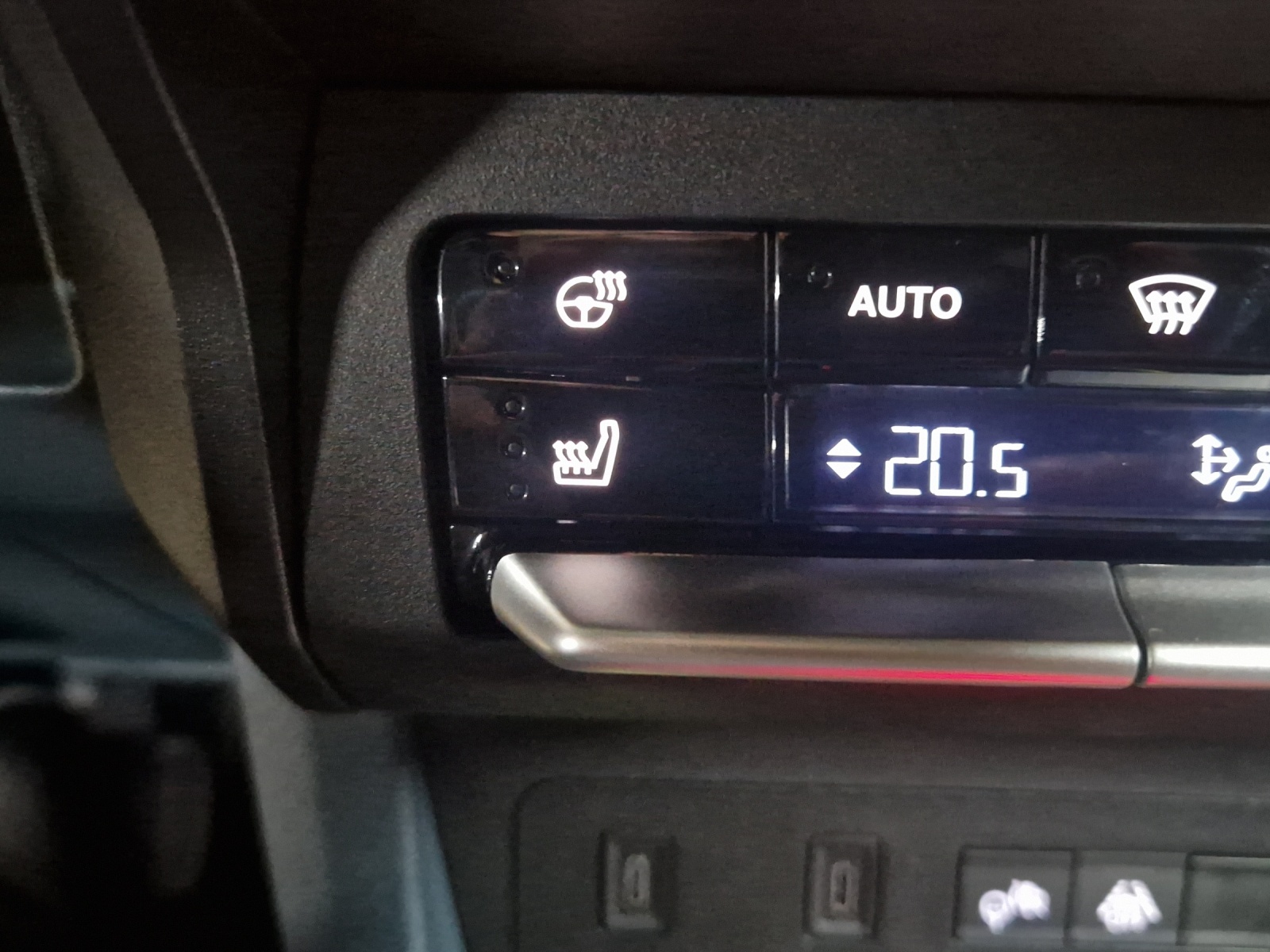 FIAT Grande Panda 1.2 Hybrid La Prima-image-16