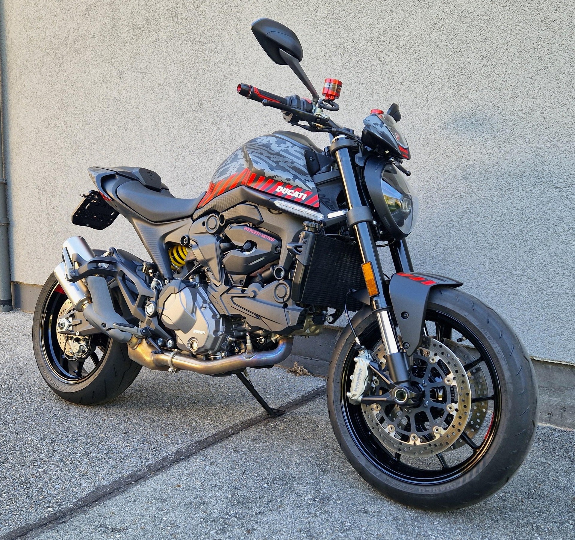DUCATI Monster + 937-image-1