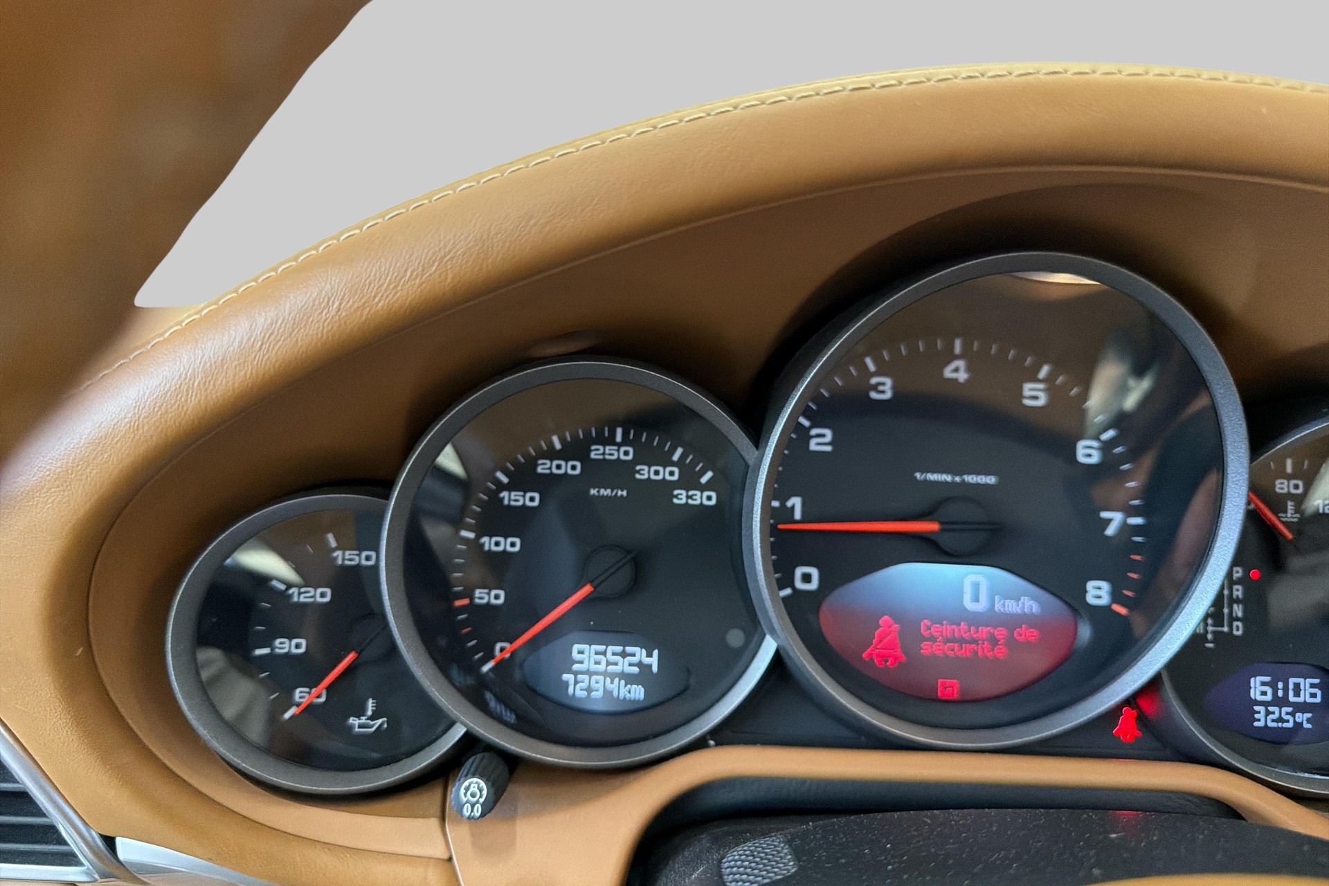 PORSCHE 911 Cabrio Carrera GTS PDK-image-20