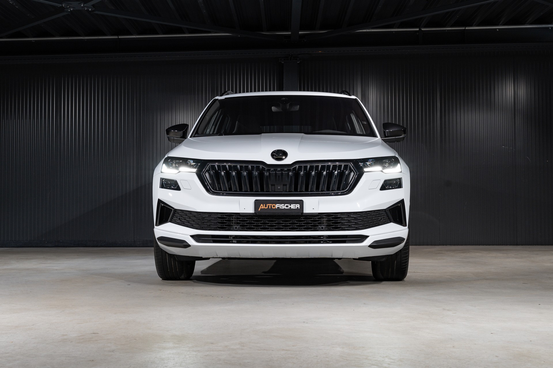 SKODA Karoq 1.5 TSI SportLine DSG-showroom-element-3