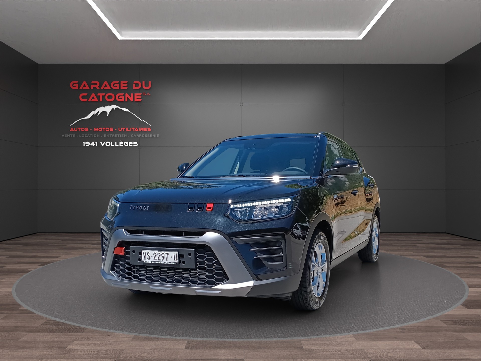 KGM-SsangYong Tivoli 1.5 T GDI Steel 4WD Automat-showroom-element-1