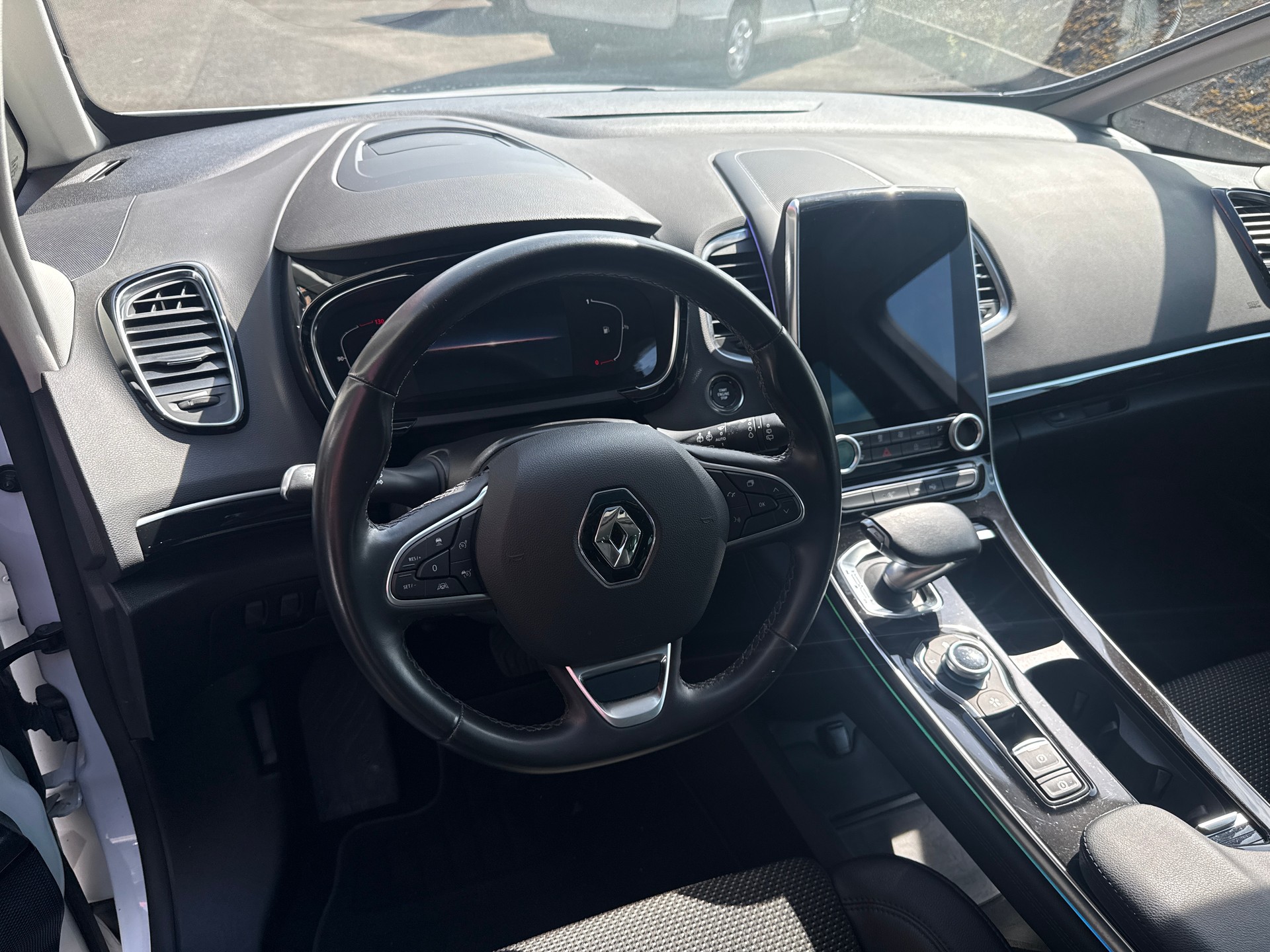 RENAULT Espace 2.0 dCi Intens EDC 6-showroom-element-2