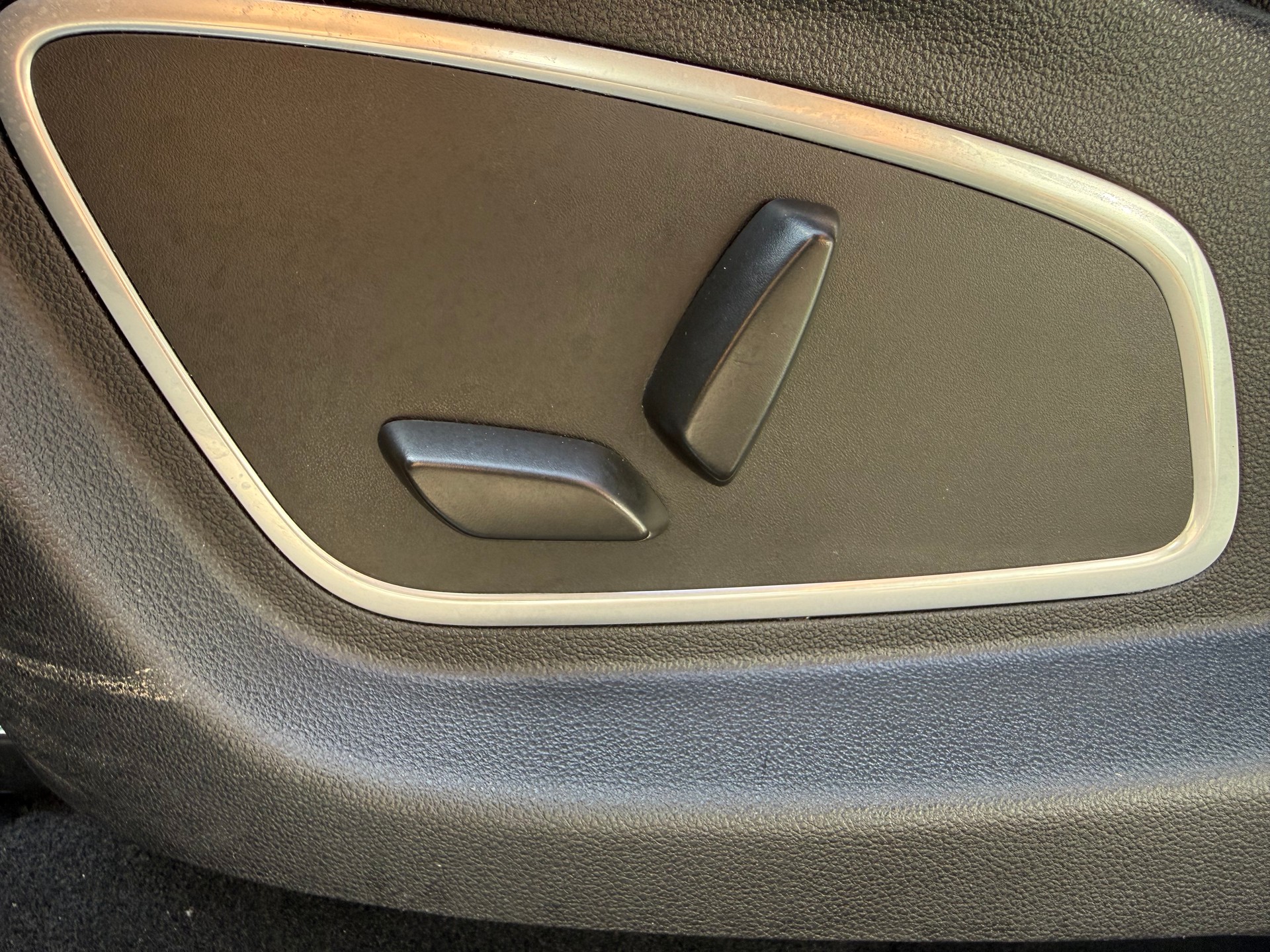 RENAULT Espace 2.0 dCi Intens EDC 6-image-9