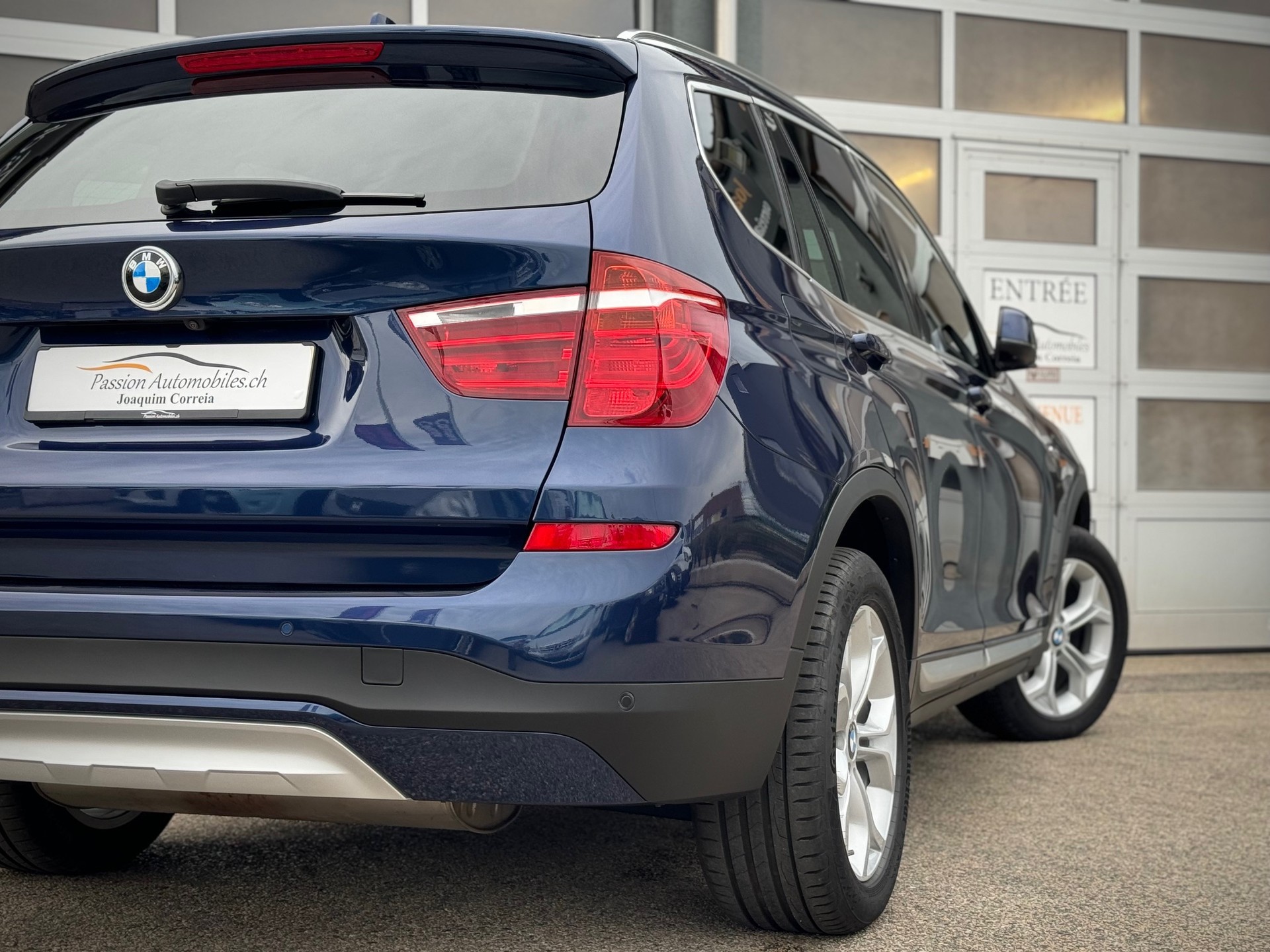 BMW X3 xDrive 28i xLine Steptronic - Véhicule Suisse (CH)-image-5