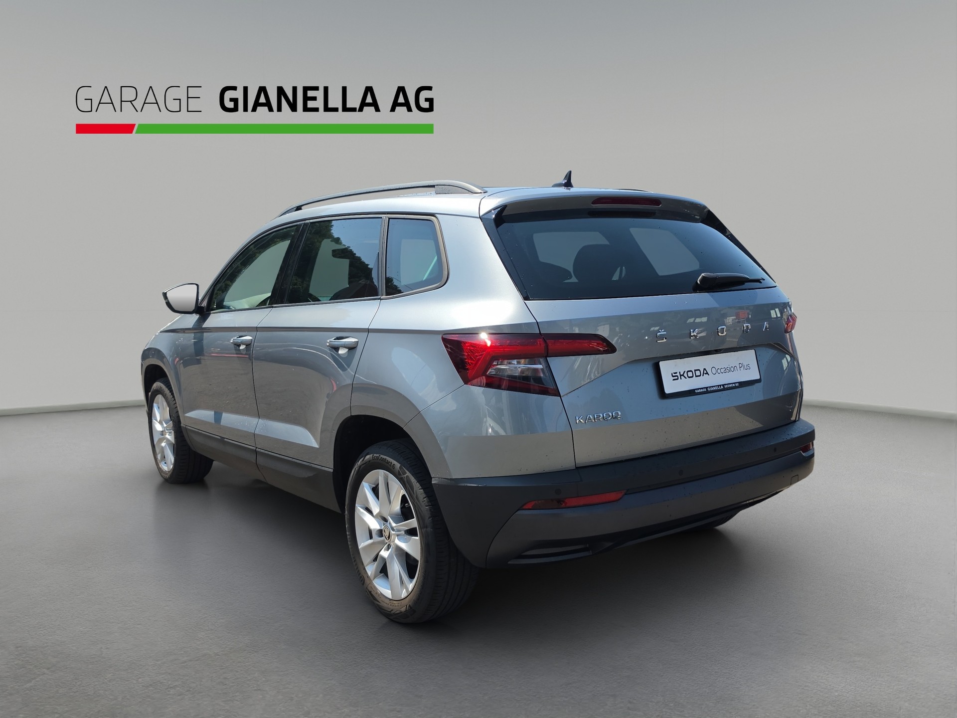 SKODA Karoq 1.5 TSI ACT Ambition DSG-showroom-element-2