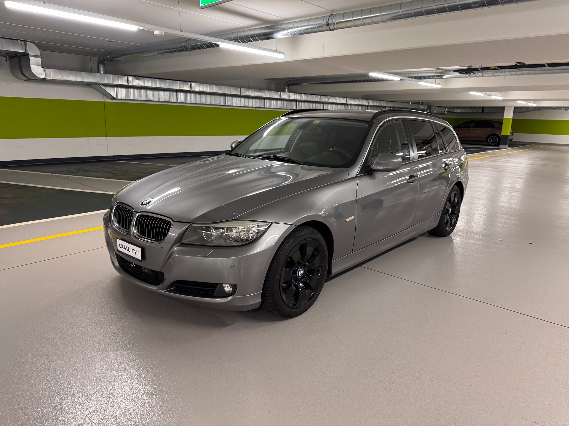 BMW 325i xDrive Touring Steptronic