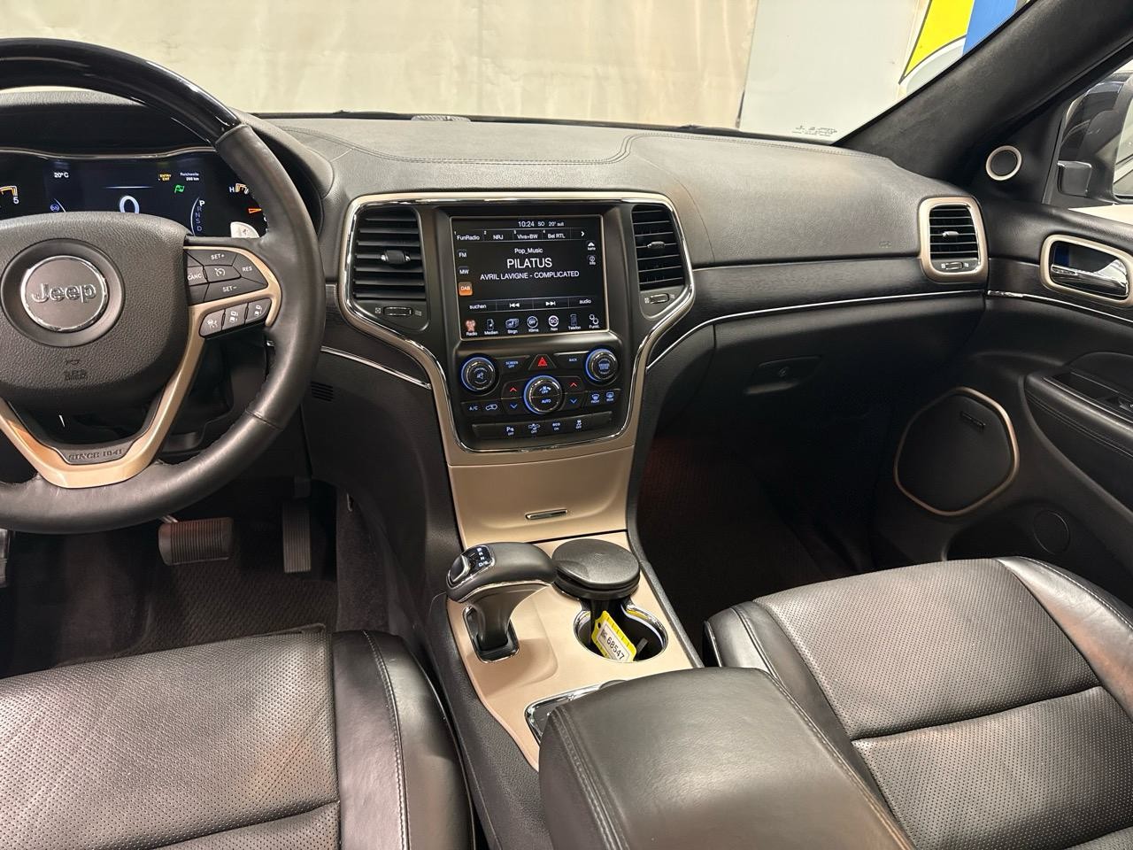 JEEP Grand Cherokee 3.0 CRD Summit Automatic-image-6