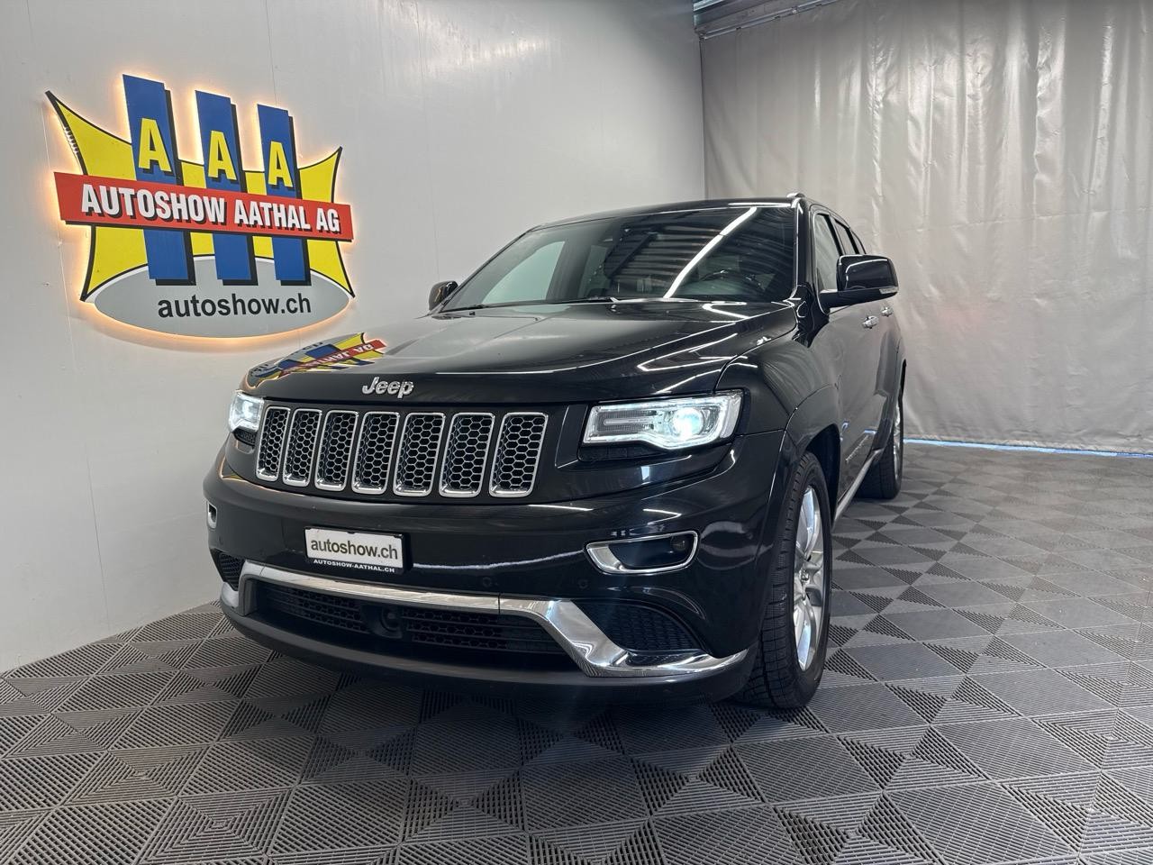 JEEP Grand Cherokee 3.0 CRD Summit Automatic-image-16