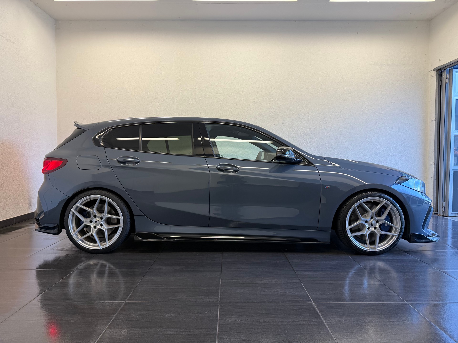 BMW M135i xDrive Steptronic "Tuning Fahrzeug"-showroom-element-2