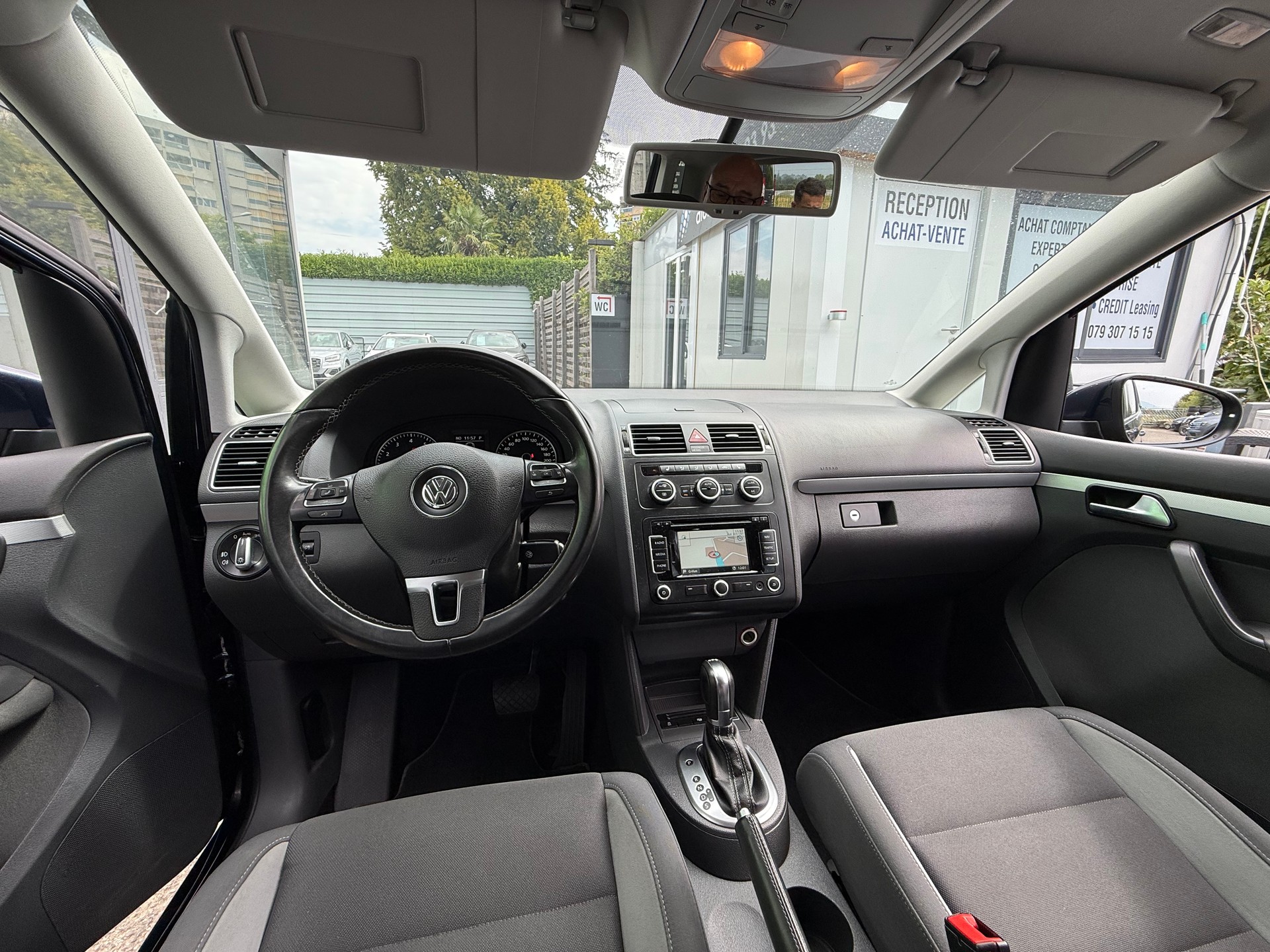 VW Touran 1.4 TSI Comfortline DSG-image-15