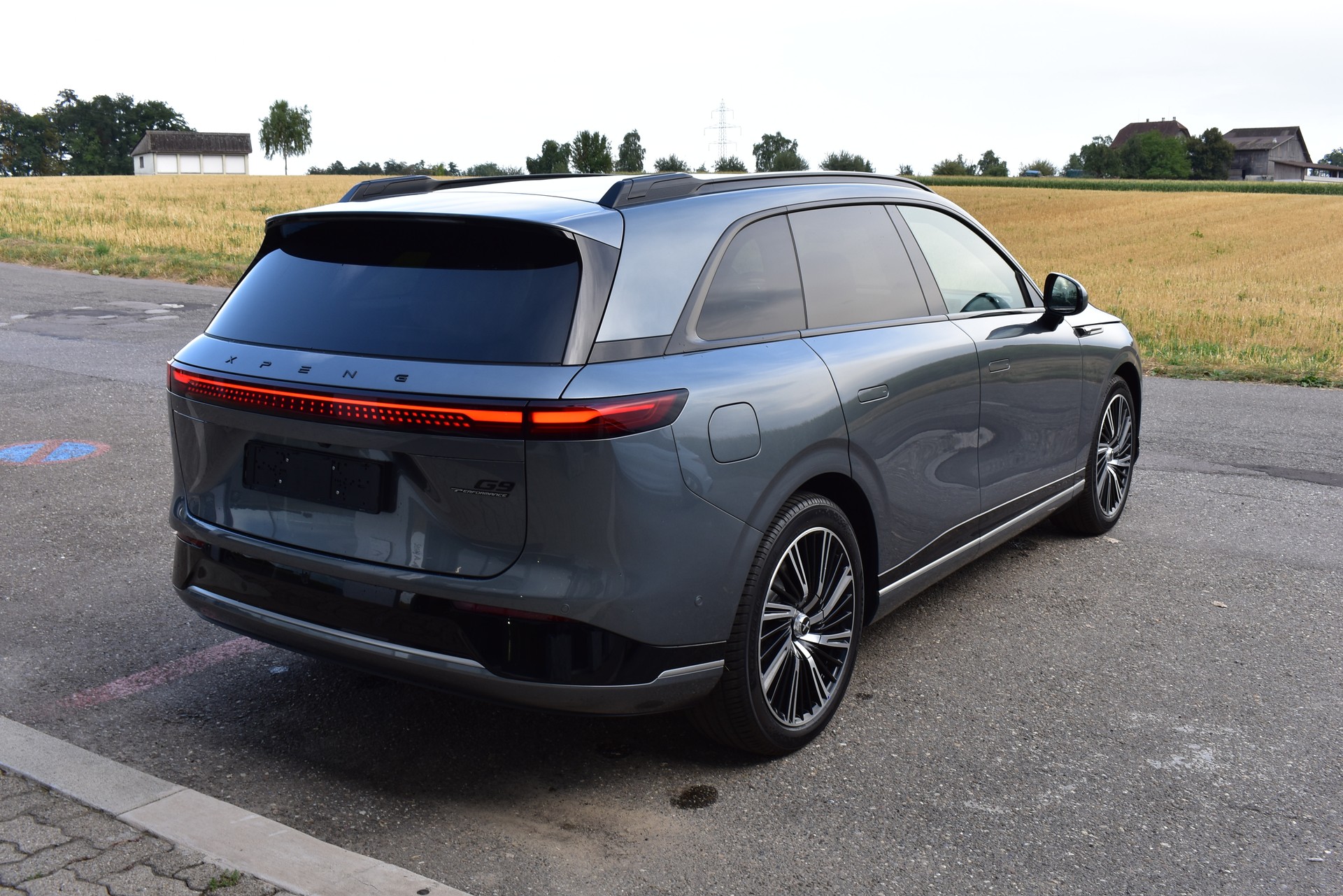 XPENG G9 93kWh Performance AWD-image-6